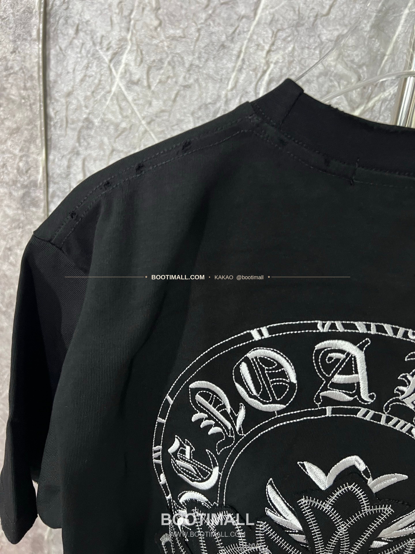 크롬하츠 헤비코튼 자수 디스트로이드 루즈핏 블랙 반팔 티셔츠 Chrome Hearts Heavy Cotton Embroidered Distressed Loose Fit Black T-Shirt CH007 7