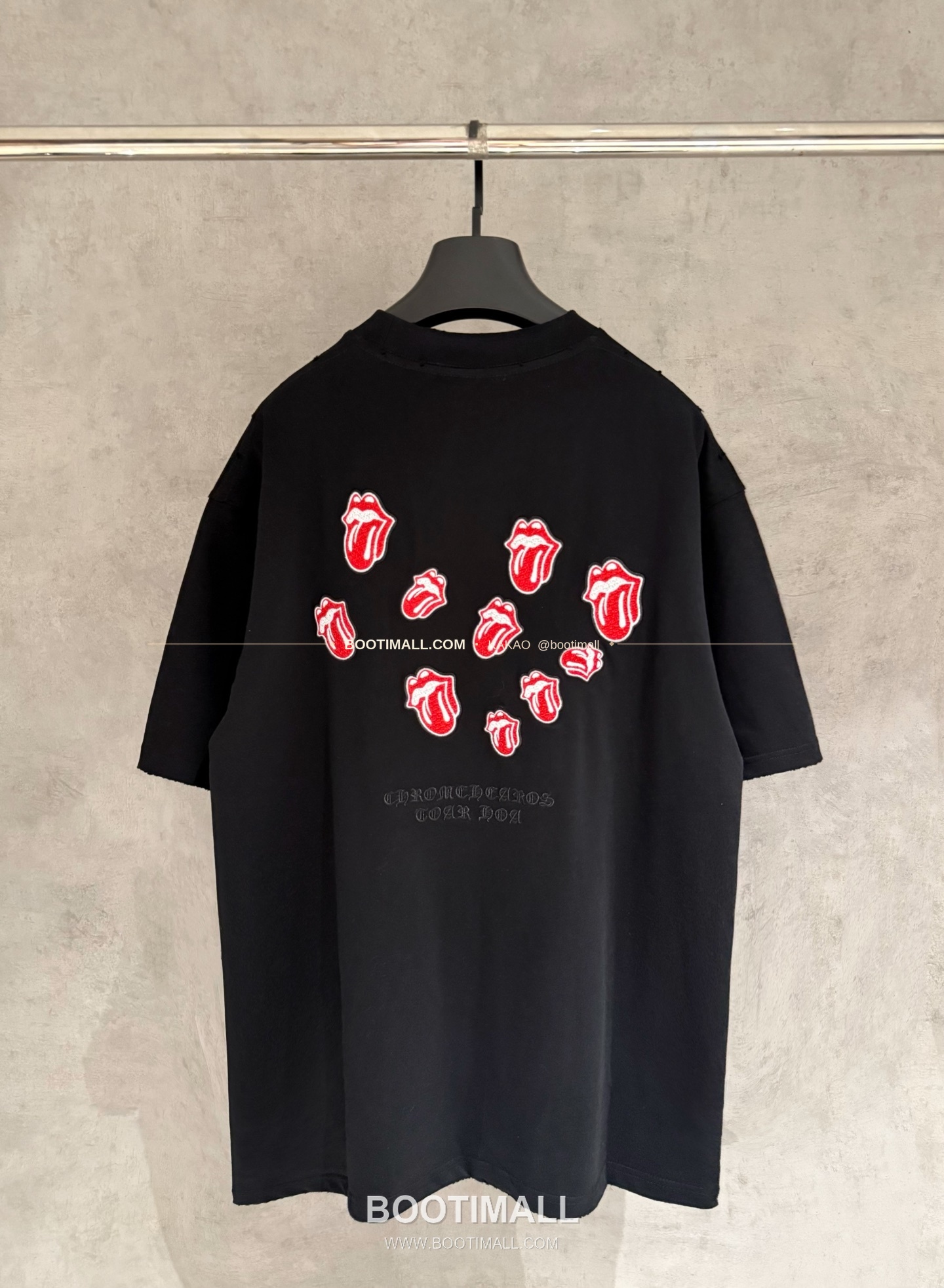 크롬하츠 2026SS 헤비코튼 자수 디스트로이드 루즈핏 블랙 반팔 티셔츠 Chrome Hearts 2026 SS Heavy Cotton Embroidered Distressed Loose Fit Black T-Shirt K241 2