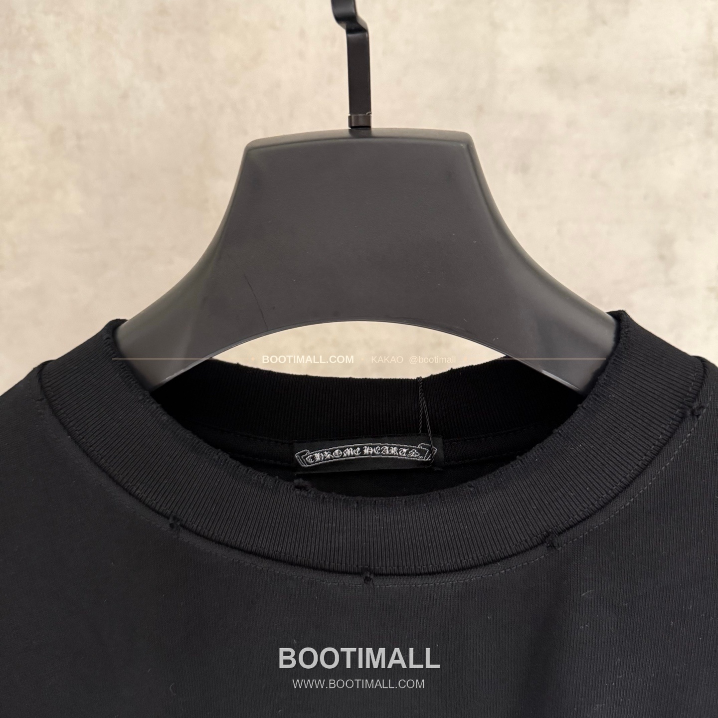 크롬하츠 2026SS 헤비코튼 자수 디스트로이드 루즈핏 블랙 반팔 티셔츠 Chrome Hearts 2026 SS Heavy Cotton Embroidered Distressed Loose Fit Black T-Shirt K241 5