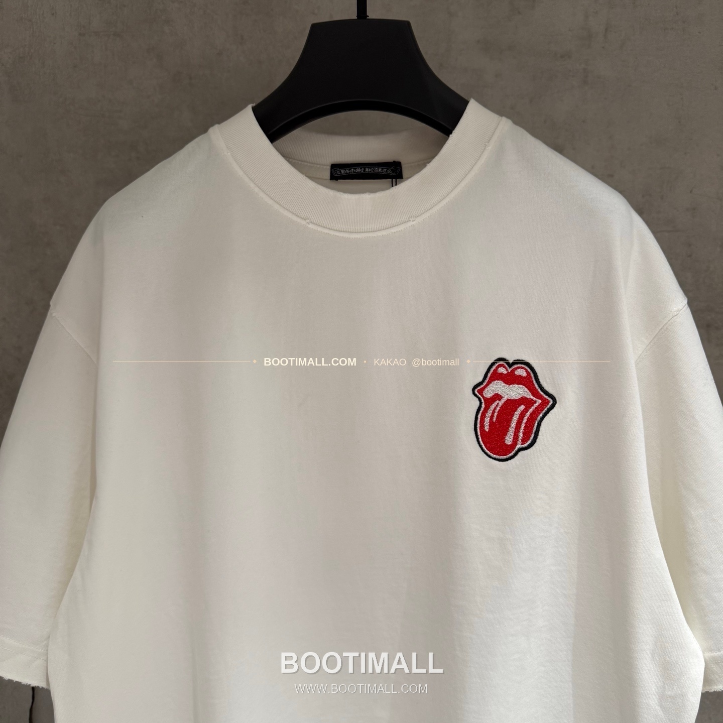 크롬하츠 2026SS 헤비코튼 자수 디스트로이드 루즈핏 블랙 반팔 티셔츠 Chrome Hearts 2026 SS Heavy Cotton Embroidered Distressed Loose Fit Black T-Shirt K241 3