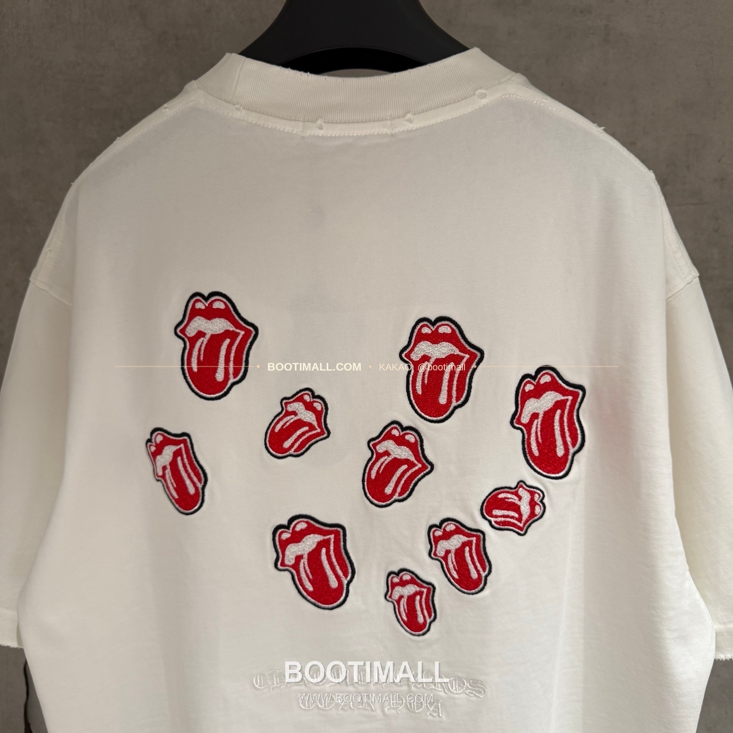 크롬하츠 2026SS 헤비코튼 자수 디스트로이드 루즈핏 블랙 반팔 티셔츠 Chrome Hearts 2026 SS Heavy Cotton Embroidered Distressed Loose Fit Black T-Shirt K241 4