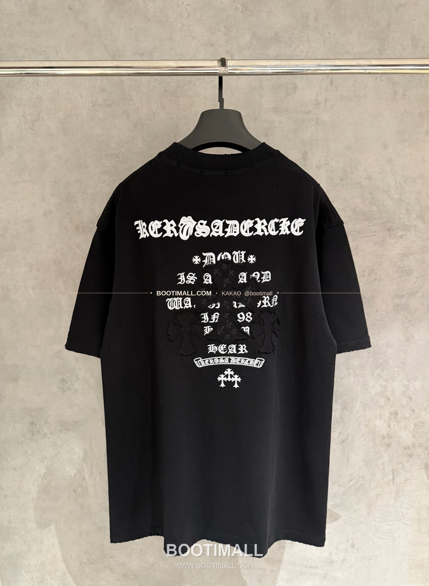 크롬하츠 2026SS 헤비코튼 자수 디스트로이드 루즈핏 블랙 반팔 티셔츠 Chrome Hearts 2026 SS Heavy Cotton Embroidered Distressed Loose Fit Black T-Shirt K233 2