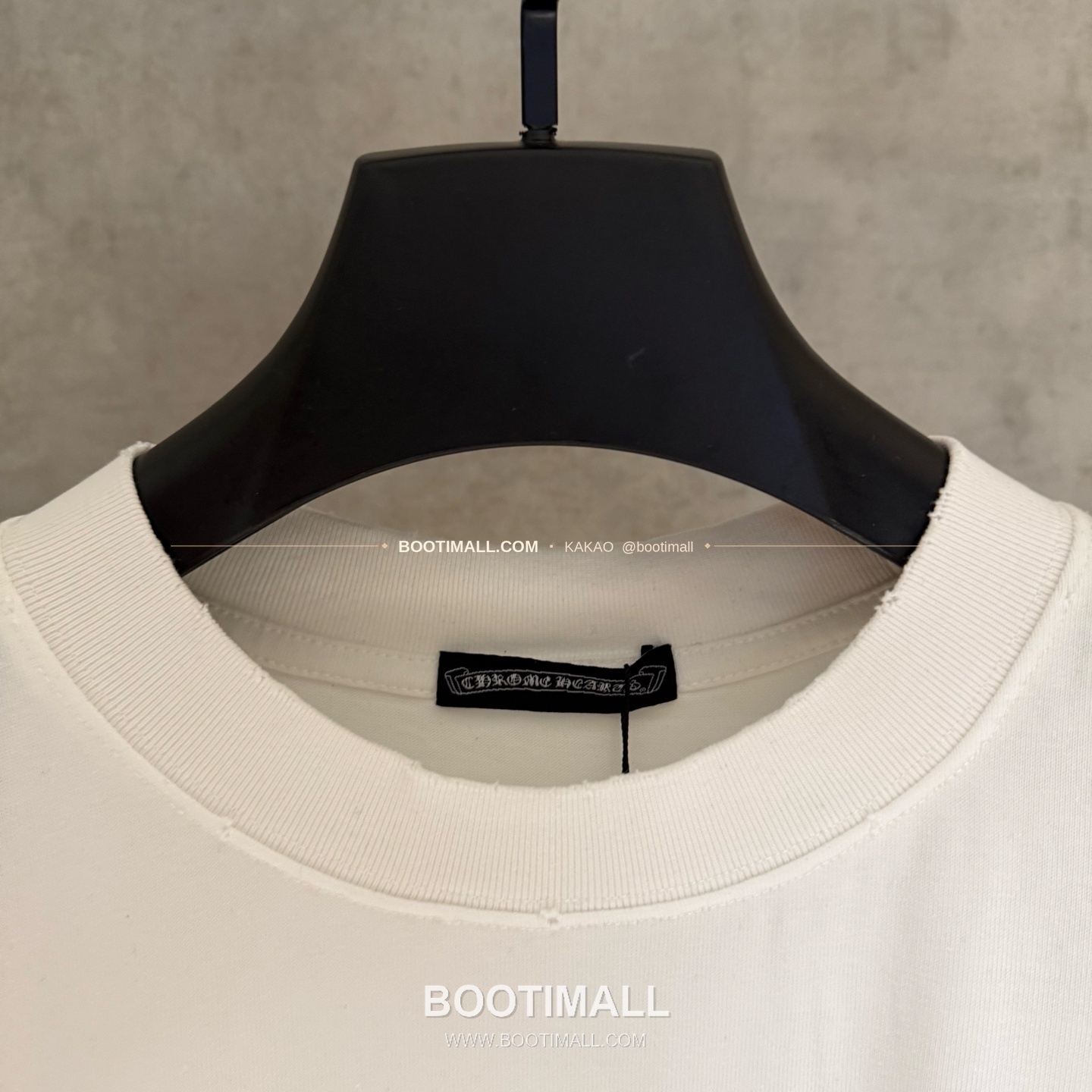 크롬하츠 2026SS 헤비코튼 자수 디스트로이드 루즈핏 블랙 반팔 티셔츠 Chrome Hearts 2026 SS Heavy Cotton Embroidered Distressed Loose Fit Black T-Shirt K233 5