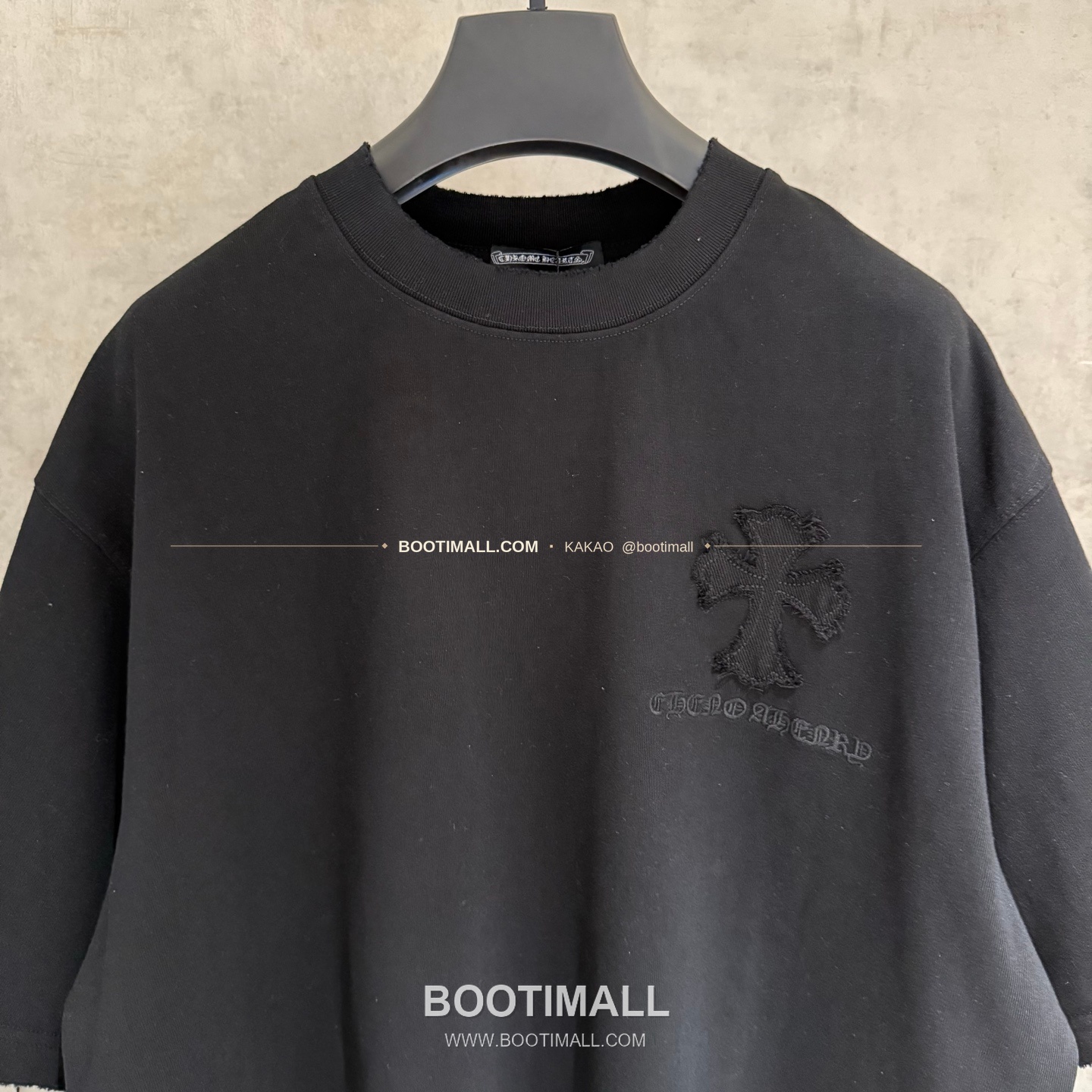 크롬하츠 2026SS 헤비코튼 자수 디스트로이드 루즈핏 블랙 반팔 티셔츠 Chrome Hearts 2026 SS Heavy Cotton Embroidered Distressed Loose Fit Black T-Shirt K229 3