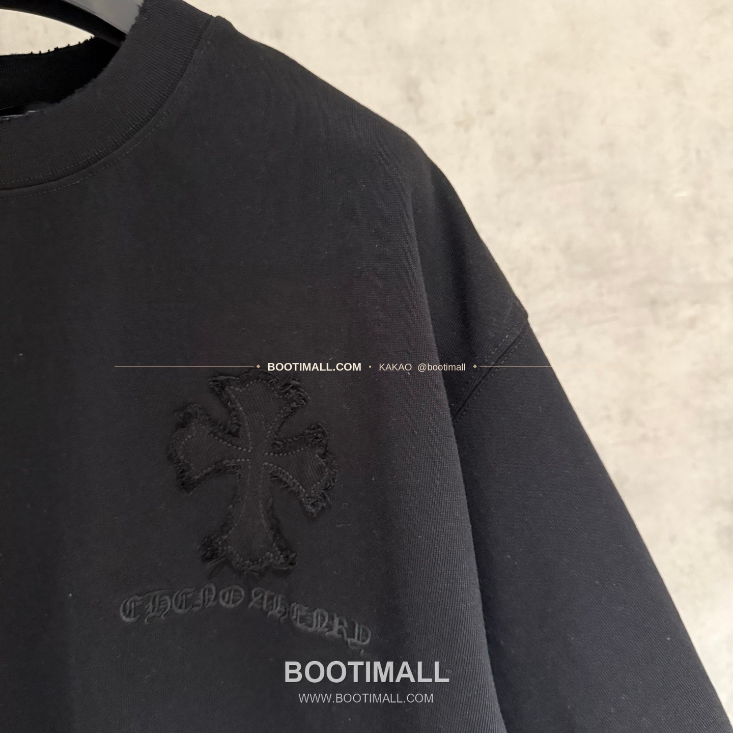 크롬하츠 2026SS 헤비코튼 자수 디스트로이드 루즈핏 블랙 반팔 티셔츠 Chrome Hearts 2026 SS Heavy Cotton Embroidered Distressed Loose Fit Black T-Shirt K229 6