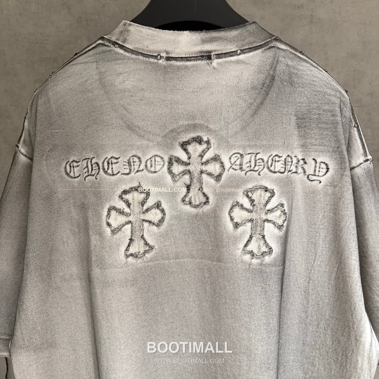 크롬하츠 2026SS 헤비코튼 자수 디스트로이드 루즈핏 블랙 반팔 티셔츠 Chrome Hearts 2026 SS Heavy Cotton Embroidered Distressed Loose Fit Black T-Shirt K229 4