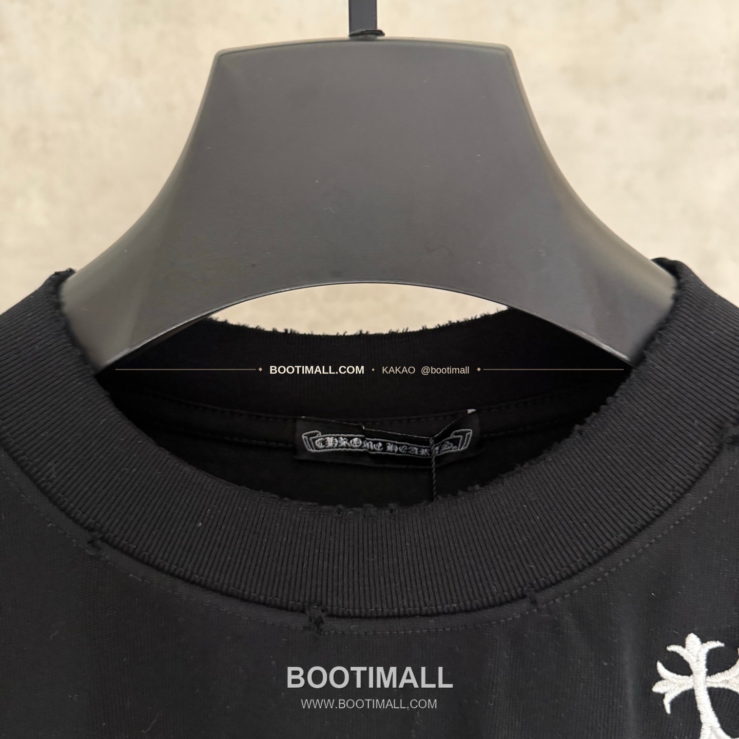 크롬하츠 2026SS 헤비코튼 자수 디스트로이드 루즈핏 블랙 반팔 티셔츠 Chrome Hearts 2026 SS Heavy Cotton Embroidered Distressed Loose Fit Black T-Shirt K225 5