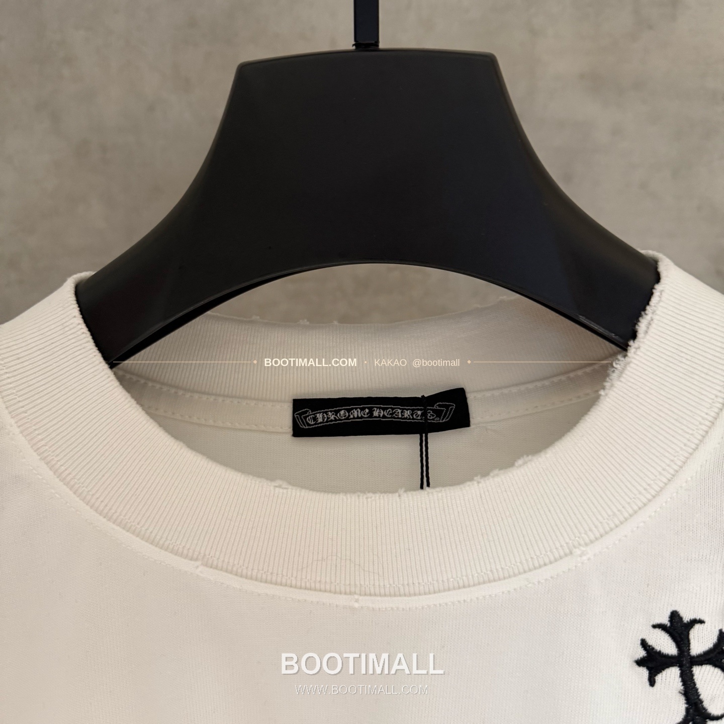 크롬하츠 2026SS 헤비코튼 자수 디스트로이드 루즈핏 블랙 반팔 티셔츠 Chrome Hearts 2026 SS Heavy Cotton Embroidered Distressed Loose Fit Black T-Shirt K225 5