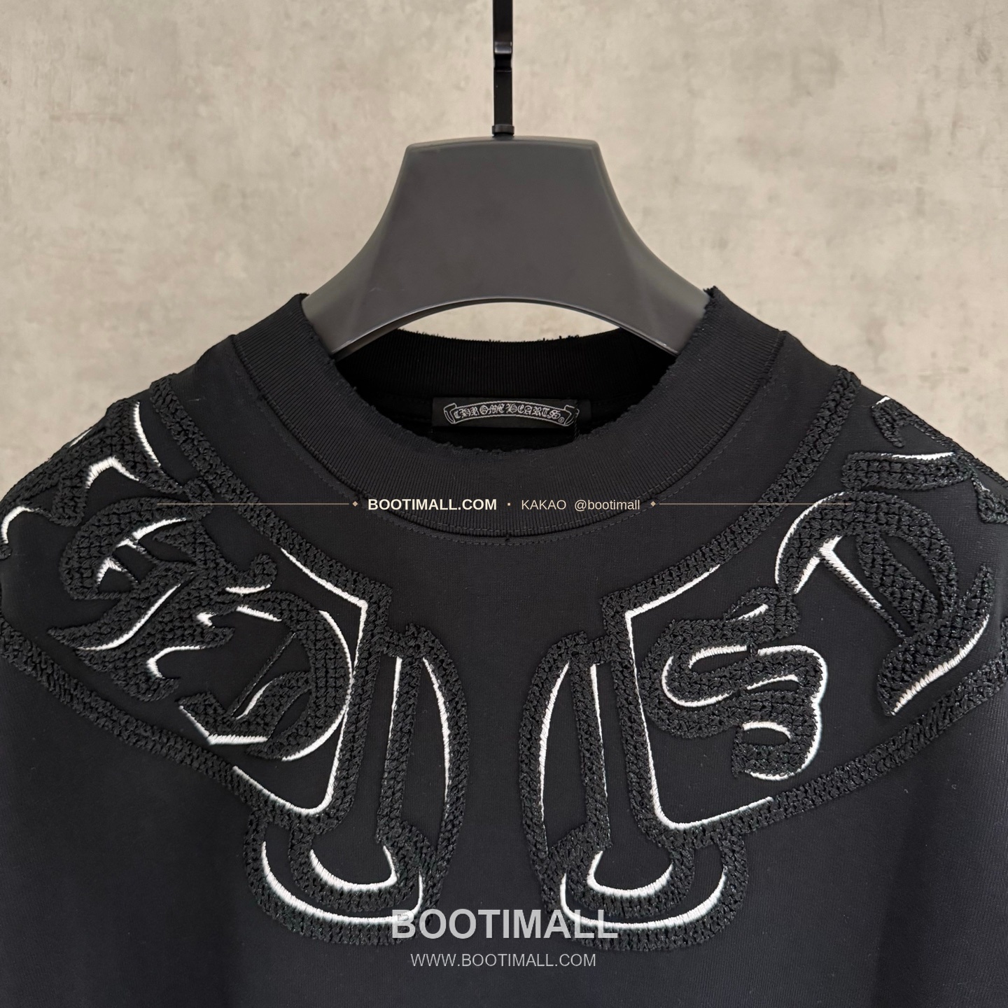 크롬하츠 2026SS 헤비코튼 자수 디스트로이드 루즈핏 블랙 반팔 티셔츠 Chrome Hearts 2026 SS Heavy Cotton Embroidered Distressed Loose Fit Black T-Shirt K235 6