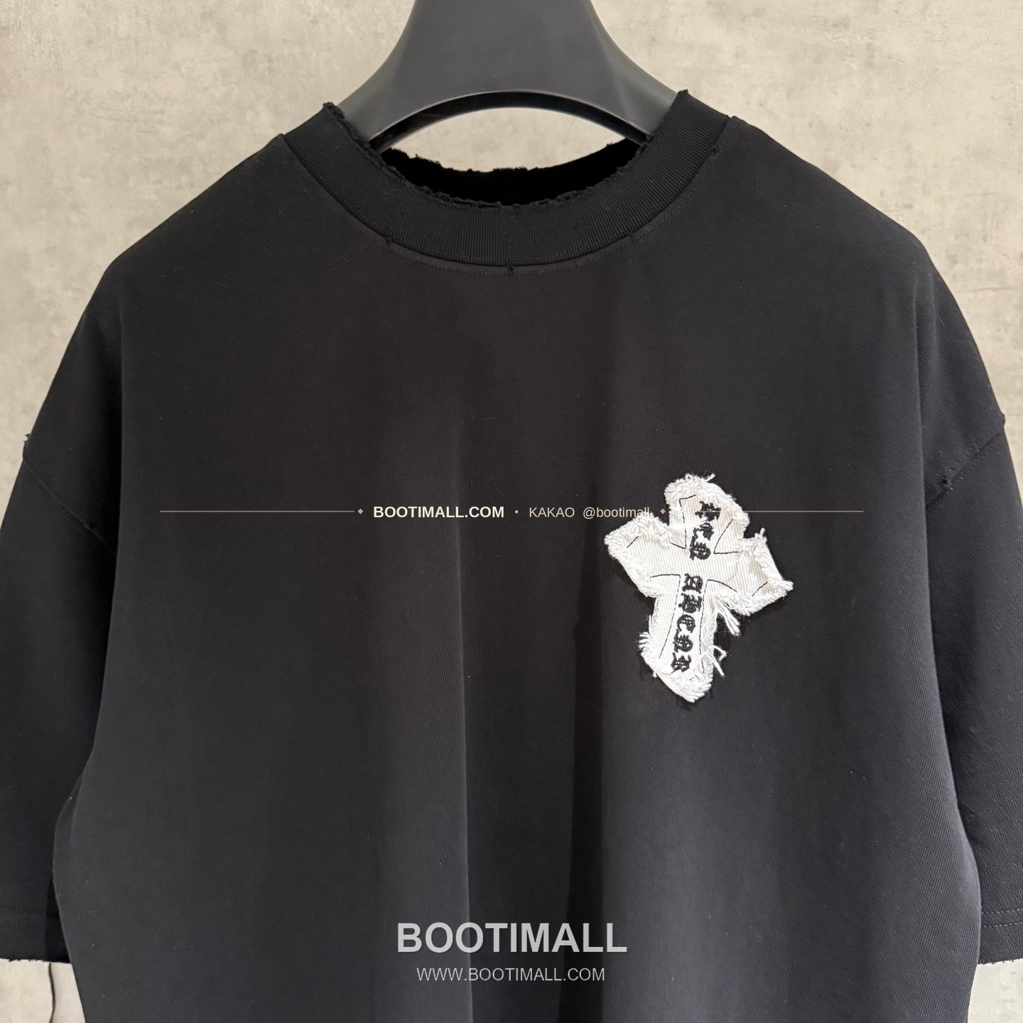 크롬하츠 2026SS 헤비코튼 자수 디스트로이드 루즈핏 블랙 반팔 티셔츠 Chrome Hearts 2026 SS Heavy Cotton Embroidered Distressed Loose Fit Black T-Shirt K194 3