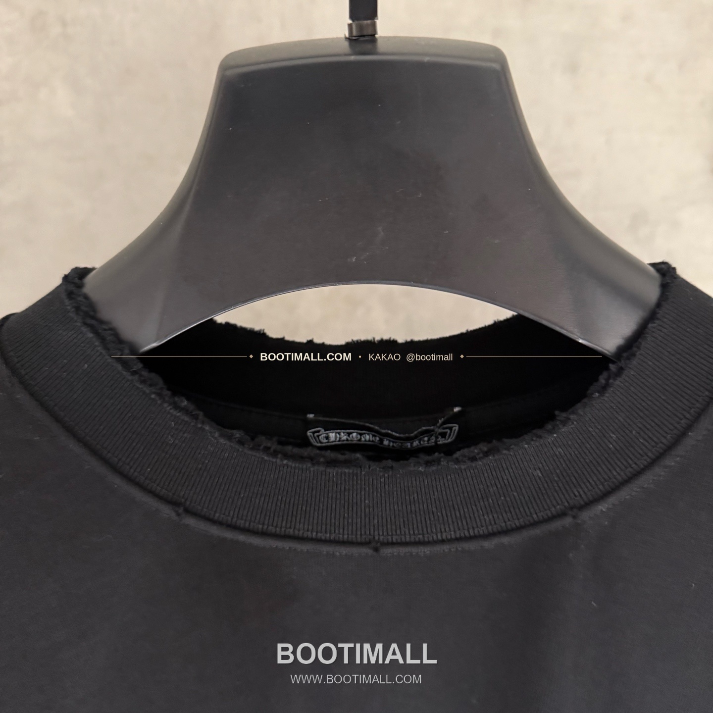 크롬하츠 2026SS 헤비코튼 자수 디스트로이드 루즈핏 블랙 반팔 티셔츠 Chrome Hearts 2026 SS Heavy Cotton Embroidered Distressed Loose Fit Black T-Shirt K194 5