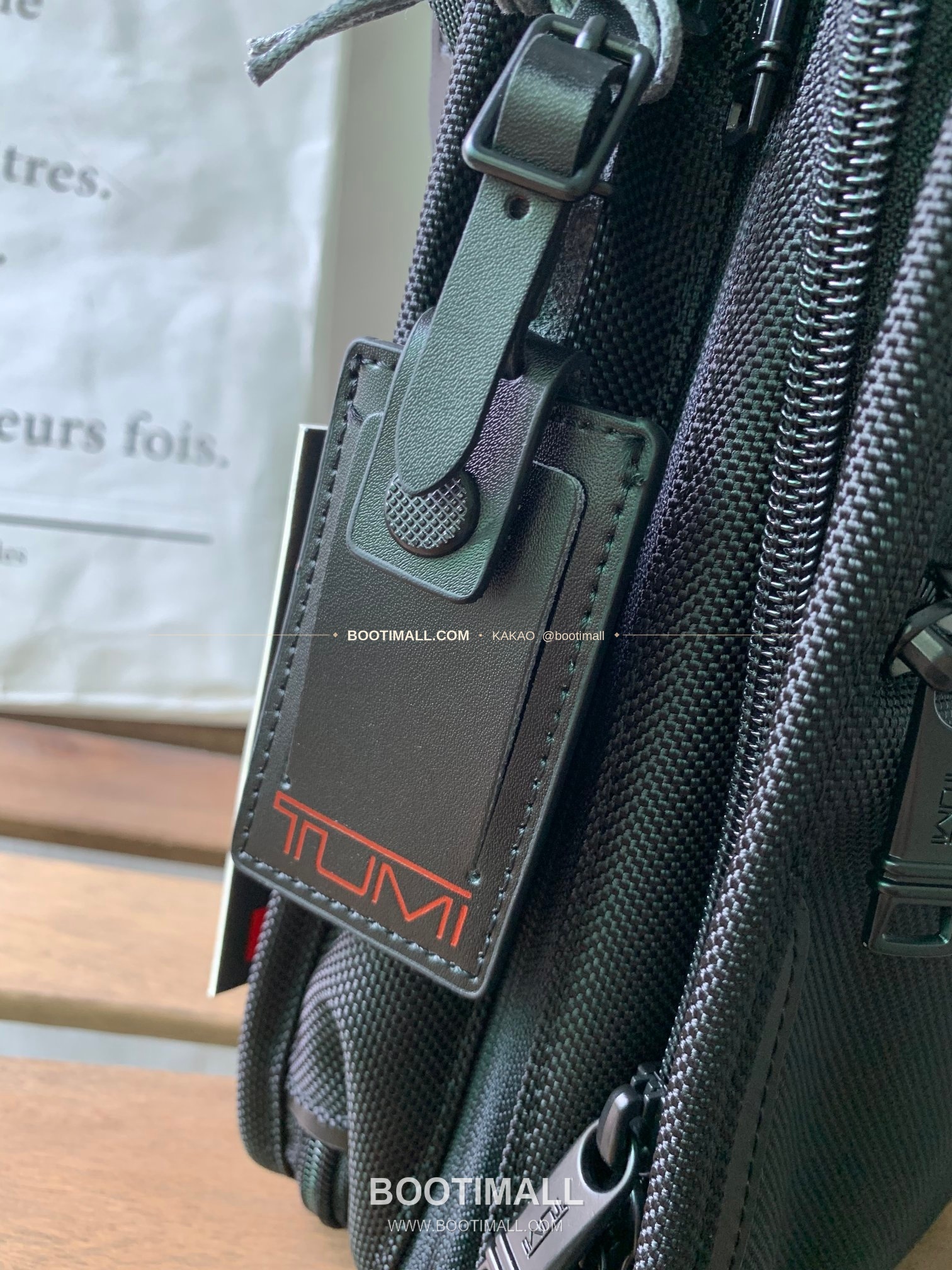 투미 알파3 나일론 멀티포켓 블랙 크로스백 Tumi Alpha 3 Nylon Multi Pocket Black Crossbody Bag 30cm 8