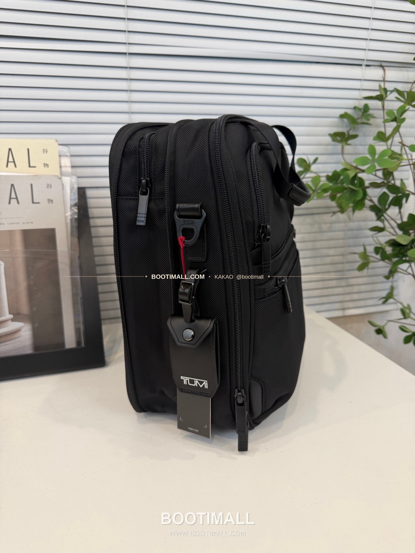 투미 알파4 FXT 나일론 멀티포켓 블랙 백팩 Tumi Alpha 4 FXT Nylon Multi Pocket Black Backpack 35.5cm 3