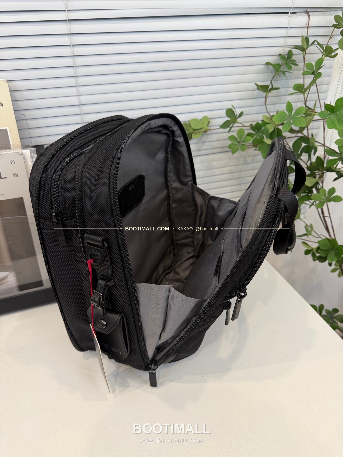 투미 알파4 FXT 나일론 멀티포켓 블랙 백팩 Tumi Alpha 4 FXT Nylon Multi Pocket Black Backpack 35.5cm 6