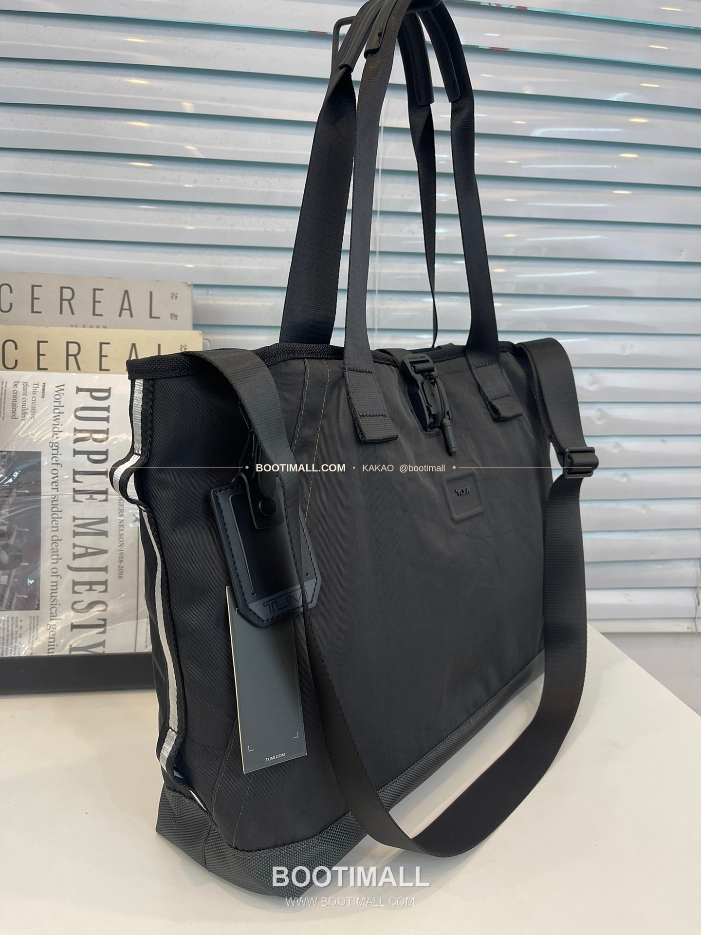 투미 알파브라보 나일론 멀티포켓 블랙 토트백 Tumi Alpha Bravo Nylon Multi Pocket Black Tote Bag 44cm 3