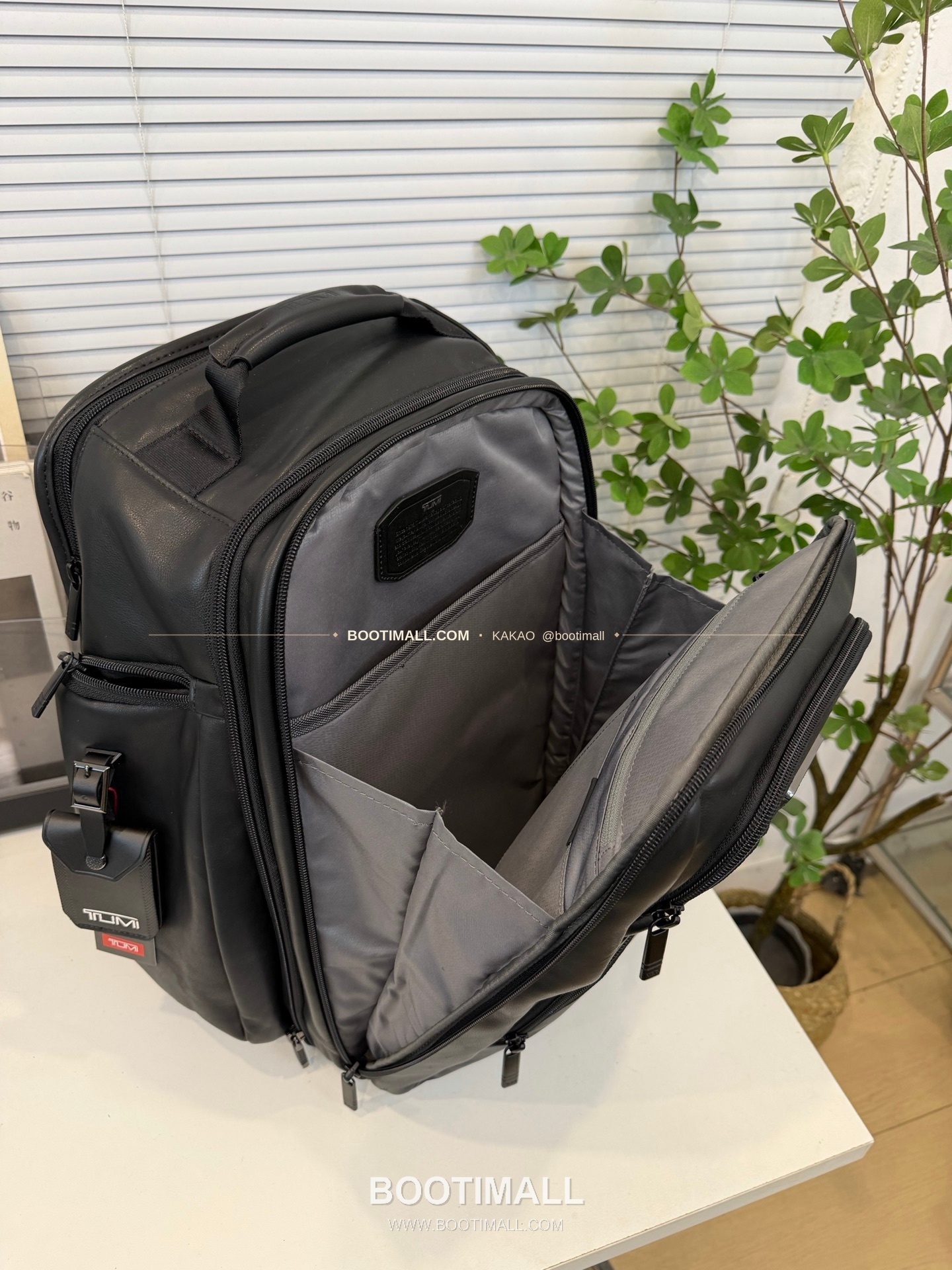 투미 알파4 FXT 나일론 멀티포켓 블랙 백팩 Tumi Alpha 4 FXT Nylon Multi Pocket Black Backpack 2603589D4 43cm 8