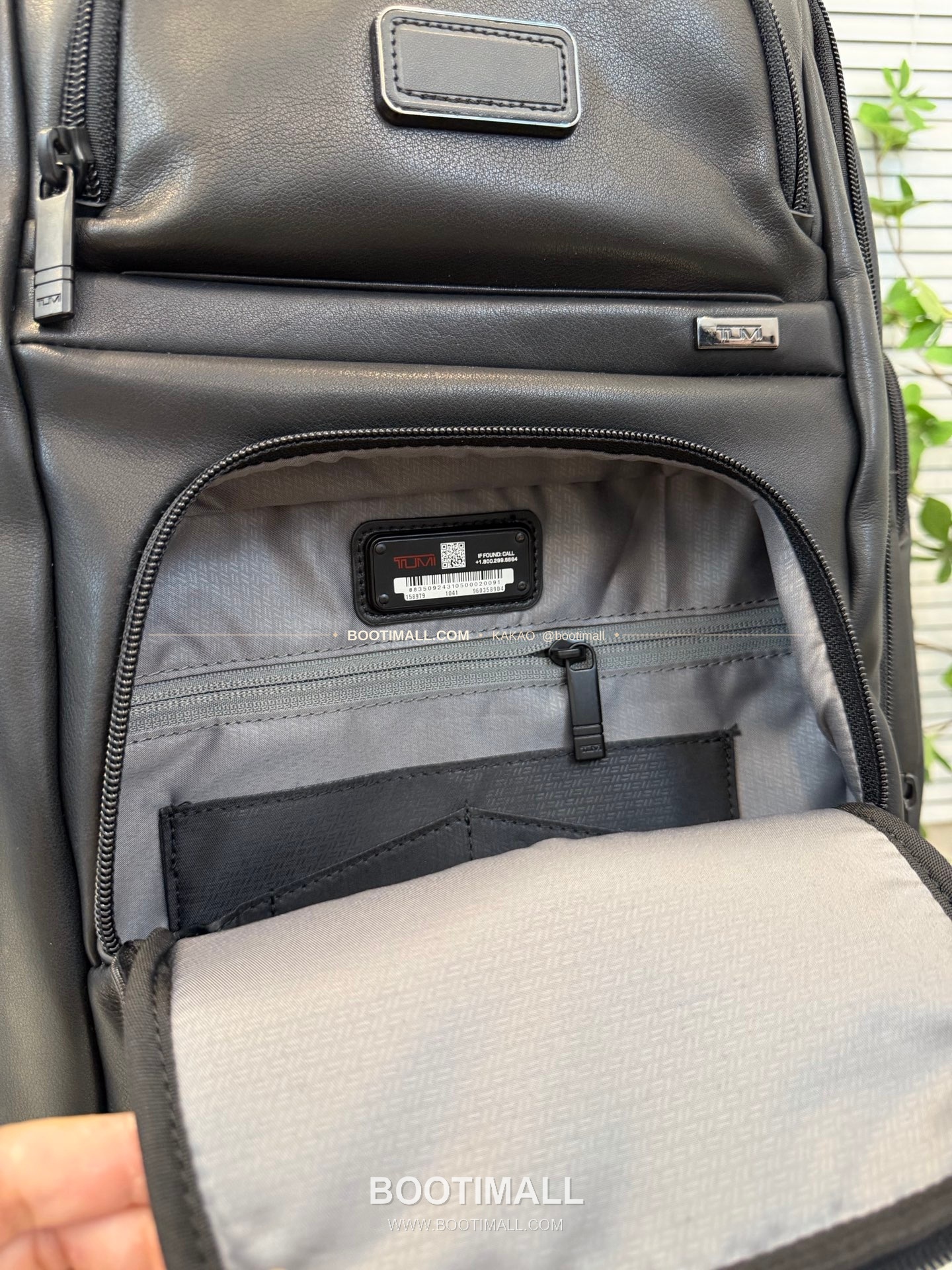 투미 알파4 FXT 나일론 멀티포켓 블랙 백팩 Tumi Alpha 4 FXT Nylon Multi Pocket Black Backpack 2603589D4 43cm 9