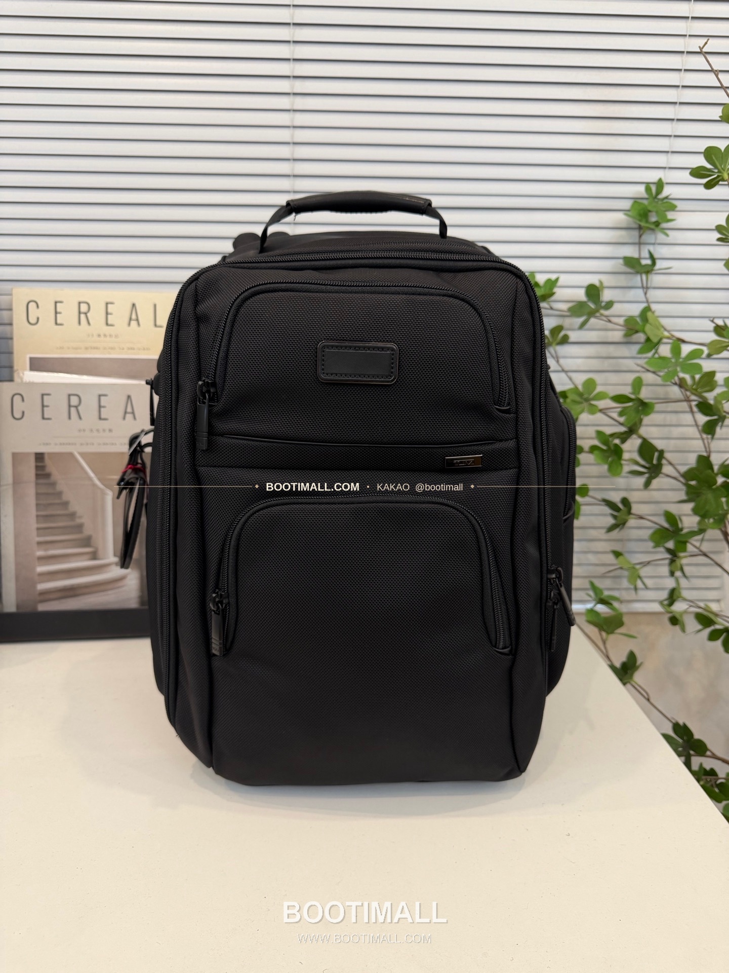 투미 알파4 FXT 나일론 멀티포켓 블랙 백팩 Tumi Alpha 4 FXT Nylon Multi Pocket Black Backpack 2603589D4 43cm 1