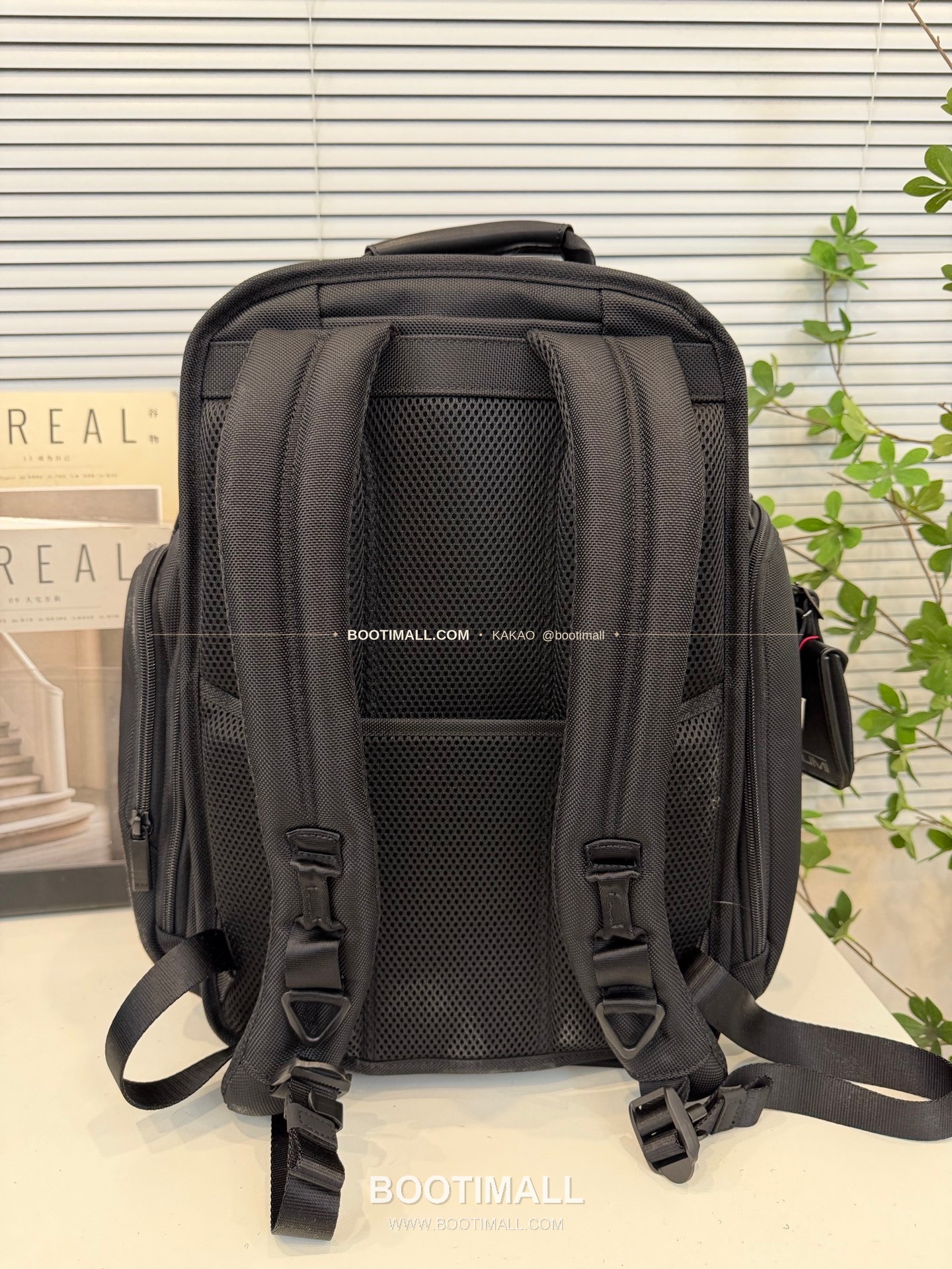 투미 알파4 FXT 나일론 멀티포켓 블랙 백팩 Tumi Alpha 4 FXT Nylon Multi Pocket Black Backpack 2603589D4 43cm 3