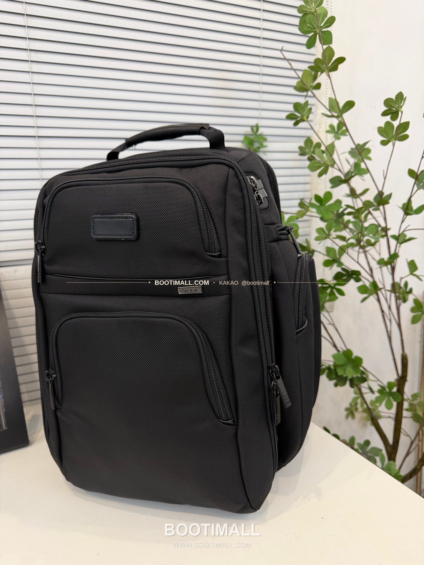 투미 알파4 FXT 나일론 멀티포켓 블랙 백팩 Tumi Alpha 4 FXT Nylon Multi Pocket Black Backpack 2603589D4 43cm 4