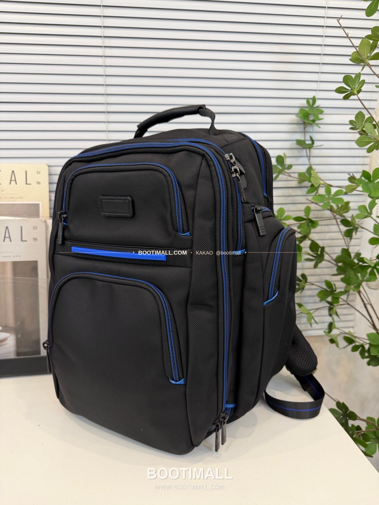 투미 알파4 FXT 나일론 멀티포켓 블랙 백팩 Tumi Alpha 4 FXT Nylon Multi Pocket Black Backpack 2603589D4 43cm 3