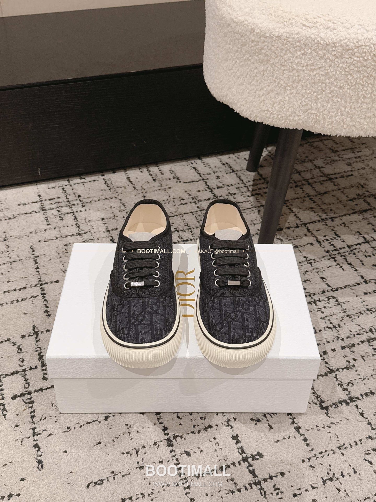 디올 2026SS 코튼 클로버 자수 로우탑 스니커즈 Dior 2026 SS Cotton Clover Embroidered Low-Top Sneakers 1