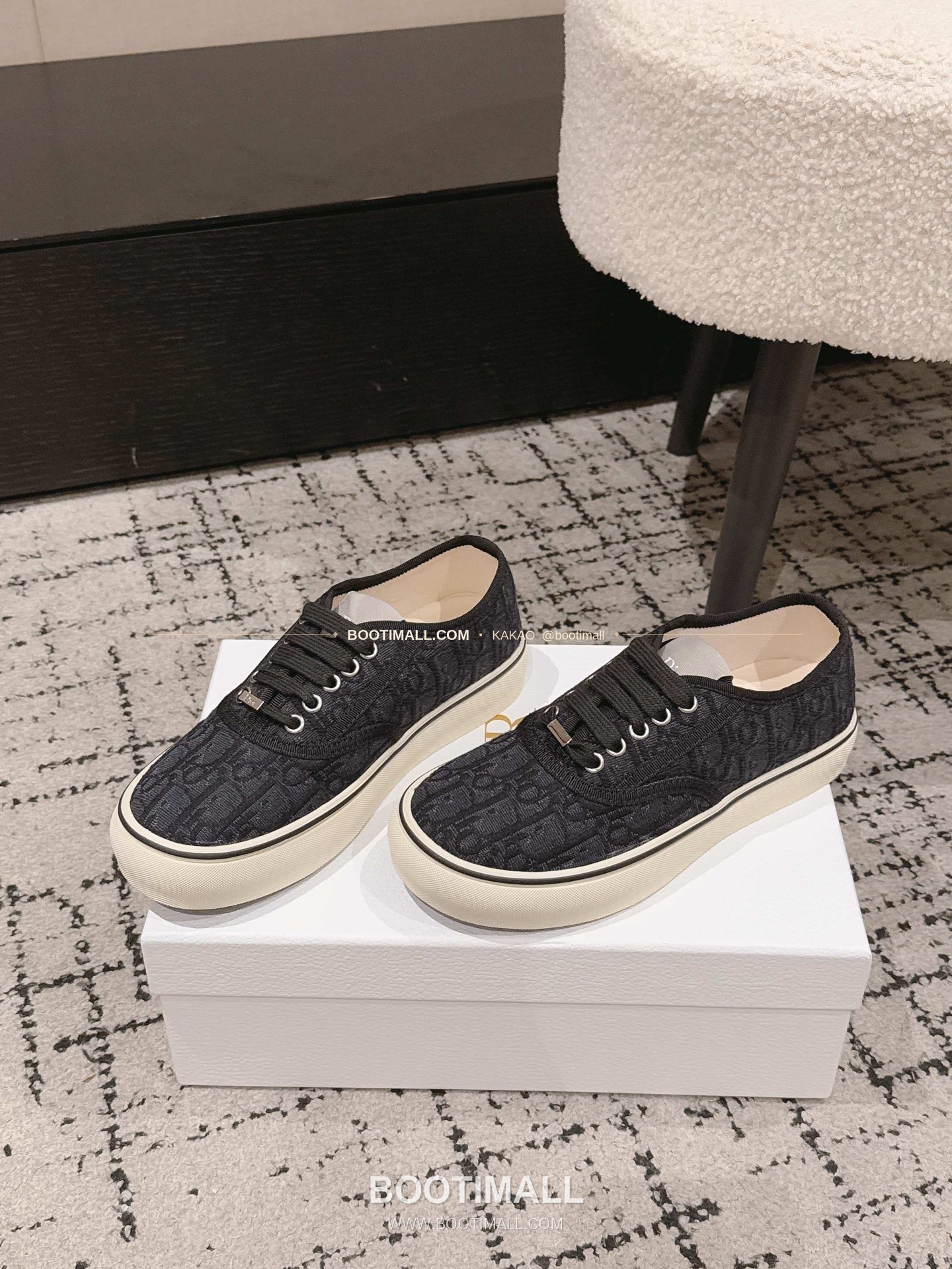 디올 2026SS 코튼 클로버 자수 로우탑 스니커즈 Dior 2026 SS Cotton Clover Embroidered Low-Top Sneakers 2