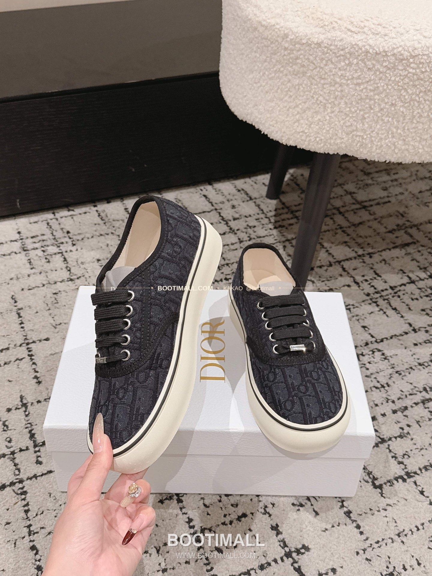 디올 2026SS 코튼 클로버 자수 로우탑 스니커즈 Dior 2026 SS Cotton Clover Embroidered Low-Top Sneakers 3