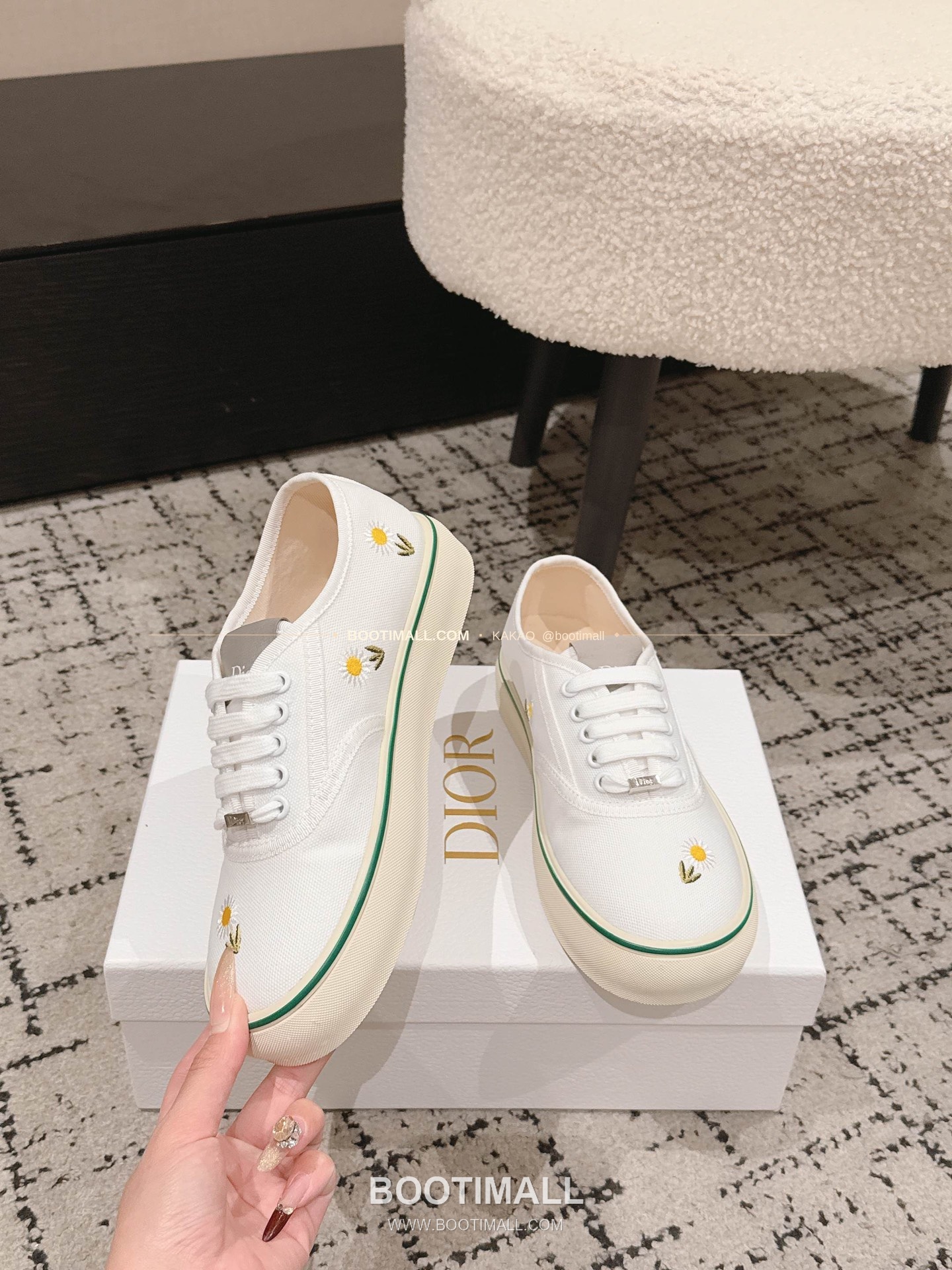 디올 2026SS 코튼 클로버 자수 로우탑 스니커즈 Dior 2026 SS Cotton Clover Embroidered Low-Top Sneakers 3