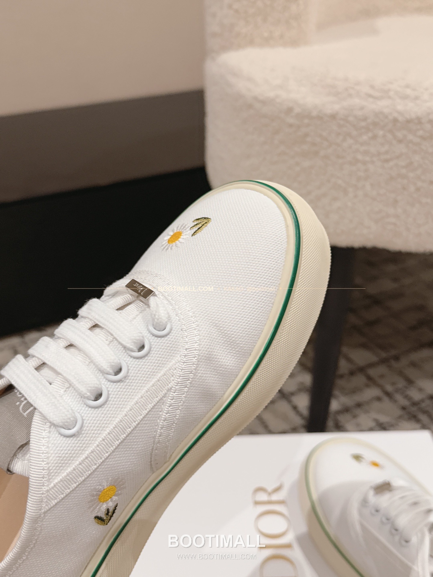 디올 2026SS 코튼 클로버 자수 로우탑 스니커즈 Dior 2026 SS Cotton Clover Embroidered Low-Top Sneakers 7