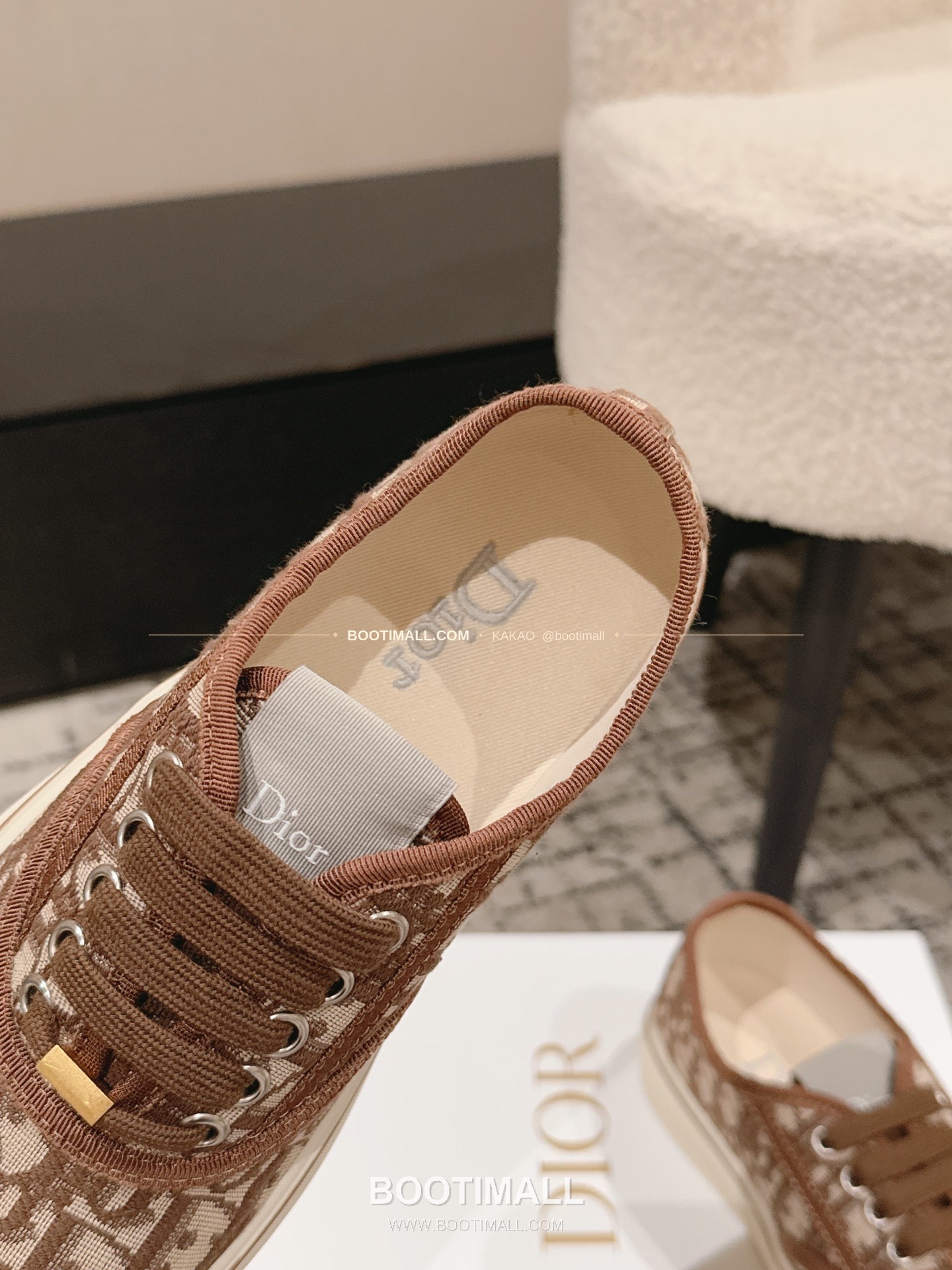 디올 2026SS 코튼 클로버 자수 로우탑 스니커즈 Dior 2026 SS Cotton Clover Embroidered Low-Top Sneakers 6