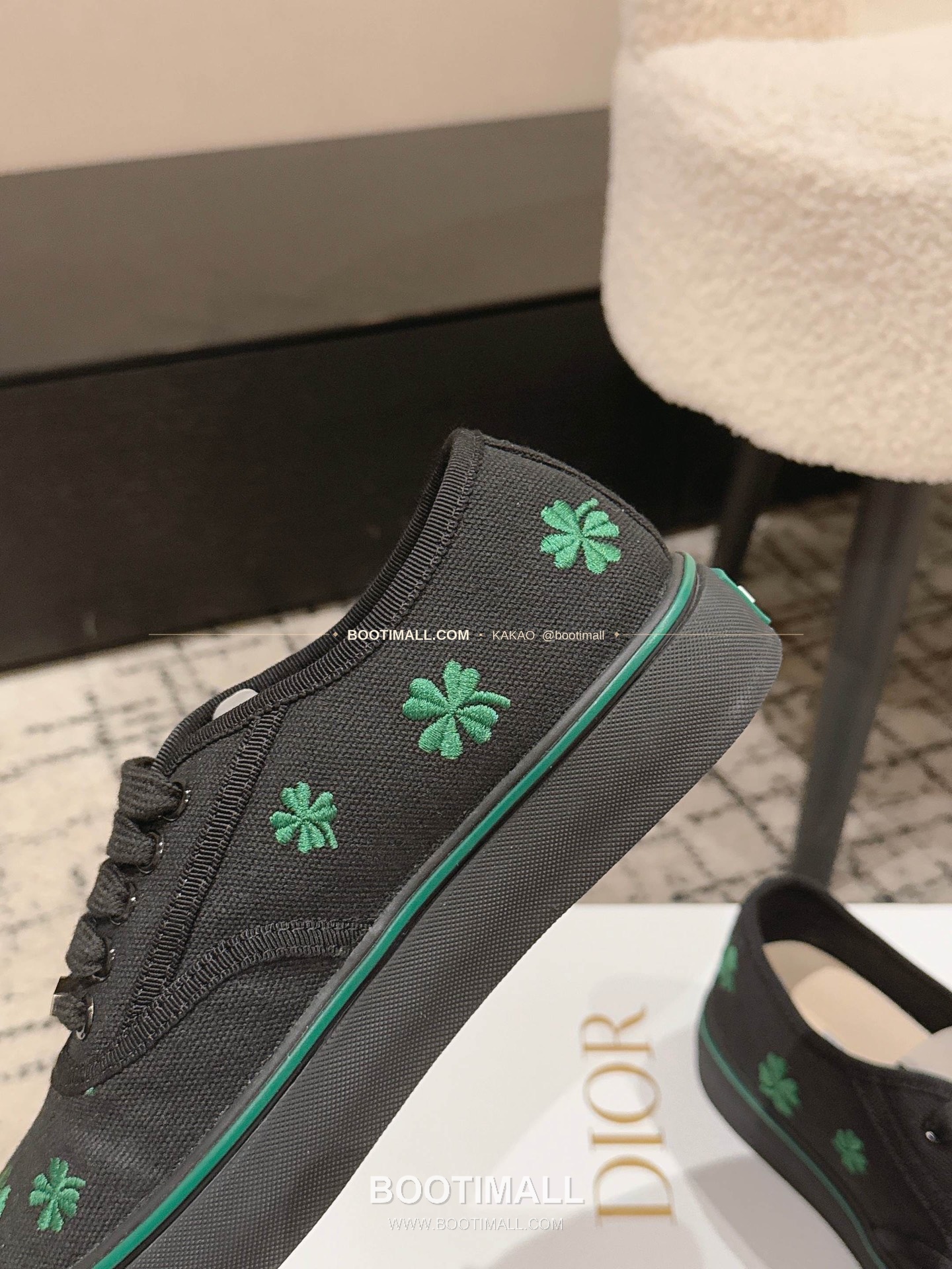 디올 2026SS 코튼 클로버 자수 로우탑 스니커즈 Dior 2026 SS Cotton Clover Embroidered Low-Top Sneakers 6