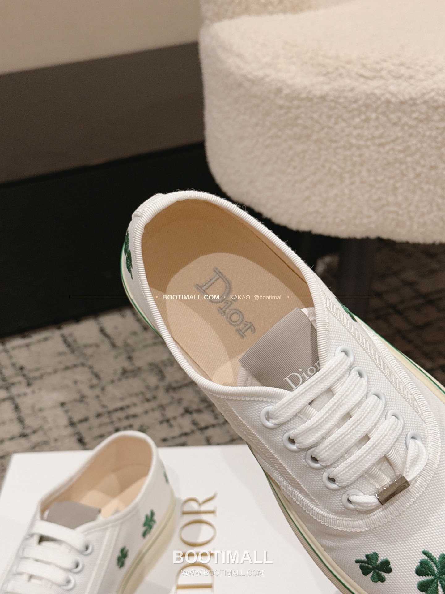 디올 2026SS 코튼 클로버 자수 로우탑 스니커즈 Dior 2026 SS Cotton Clover Embroidered Low-Top Sneakers 6