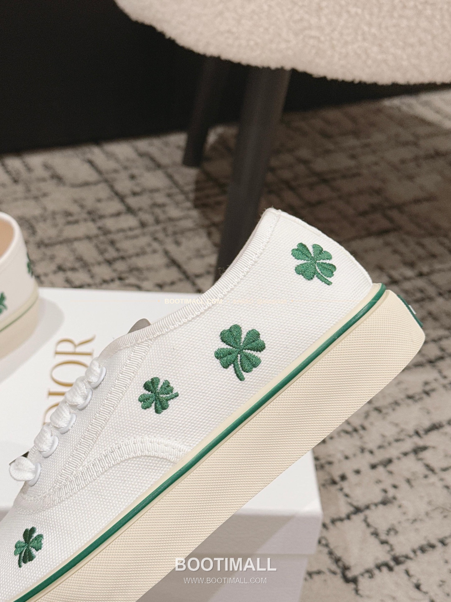 디올 2026SS 코튼 클로버 자수 로우탑 스니커즈 Dior 2026 SS Cotton Clover Embroidered Low-Top Sneakers 7