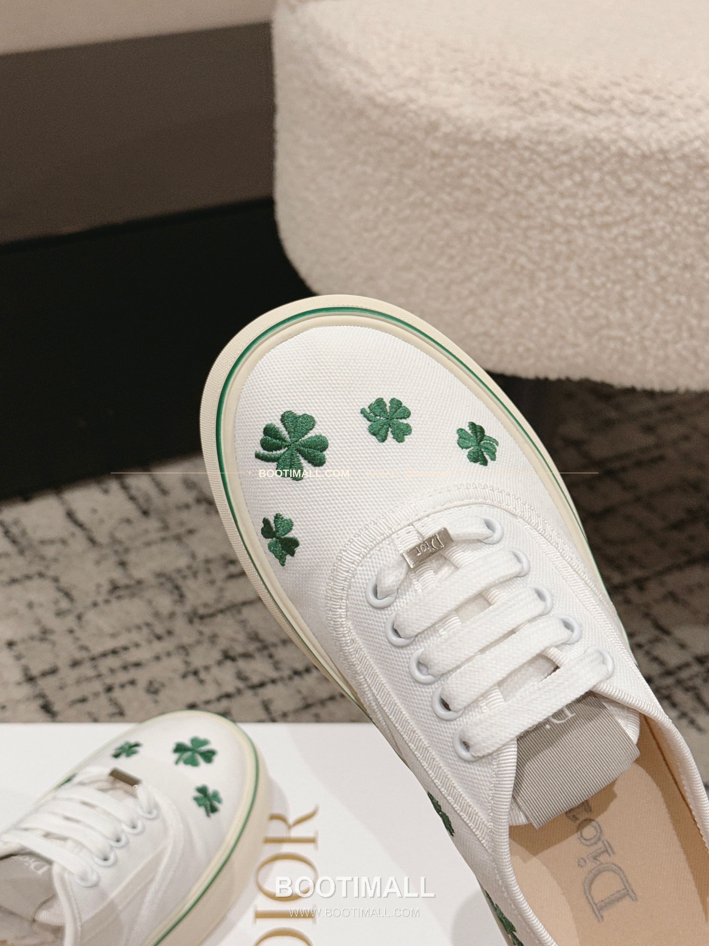 디올 2026SS 코튼 클로버 자수 로우탑 스니커즈 Dior 2026 SS Cotton Clover Embroidered Low-Top Sneakers 8