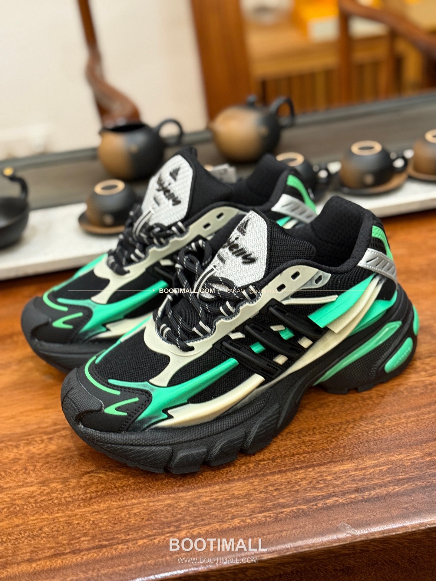 아디다스 2026SS 메쉬 젤리피쉬 로우탑 러닝 스니커즈 Adidas 2026 SS Mesh Jellyfish Low-Top Running Sneakers 3