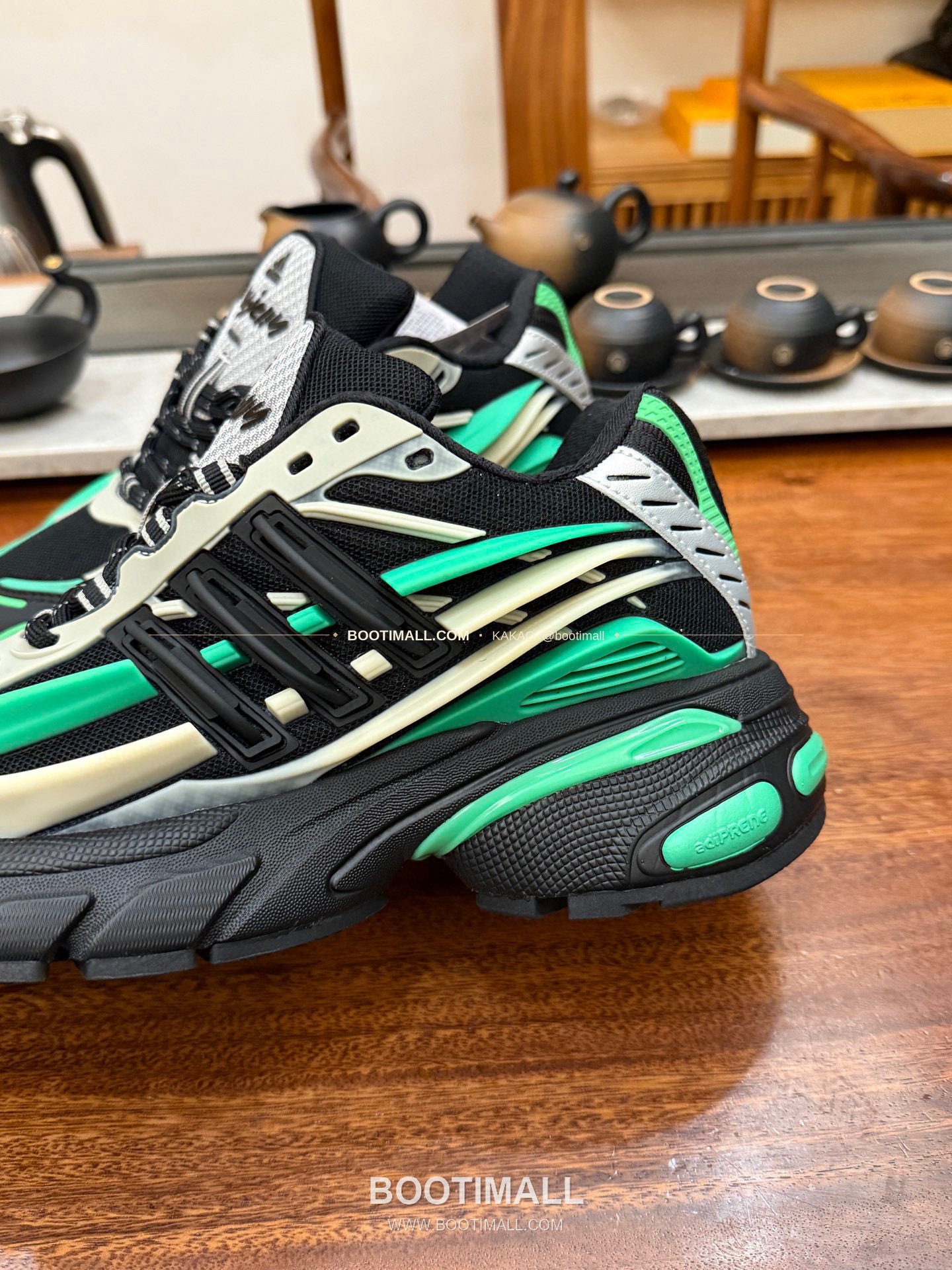 아디다스 2026SS 메쉬 젤리피쉬 로우탑 러닝 스니커즈 Adidas 2026 SS Mesh Jellyfish Low-Top Running Sneakers 8