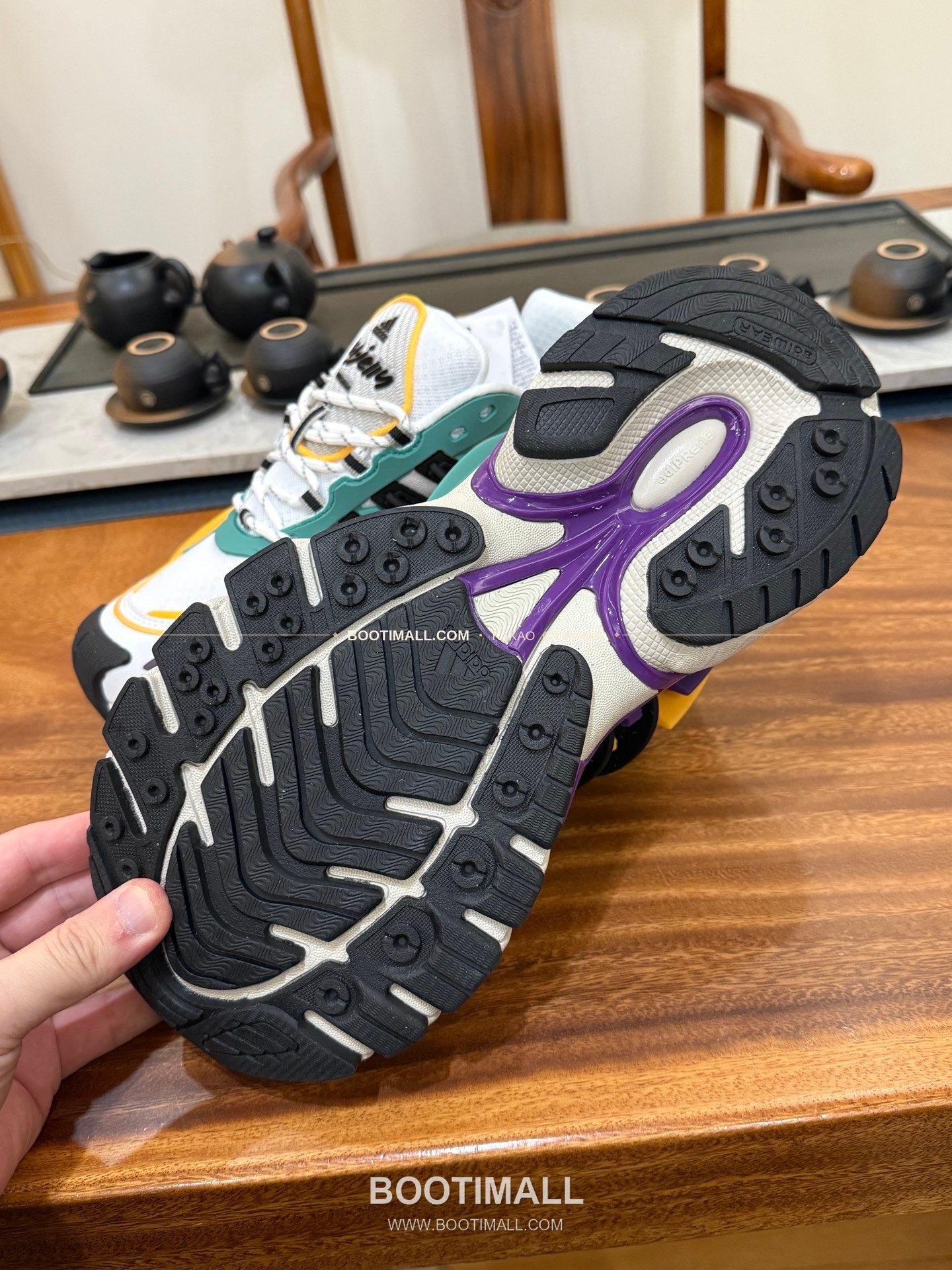 아디다스 2026SS 메쉬 젤리피쉬 로우탑 러닝 스니커즈 Adidas 2026 SS Mesh Jellyfish Low-Top Running Sneakers 9