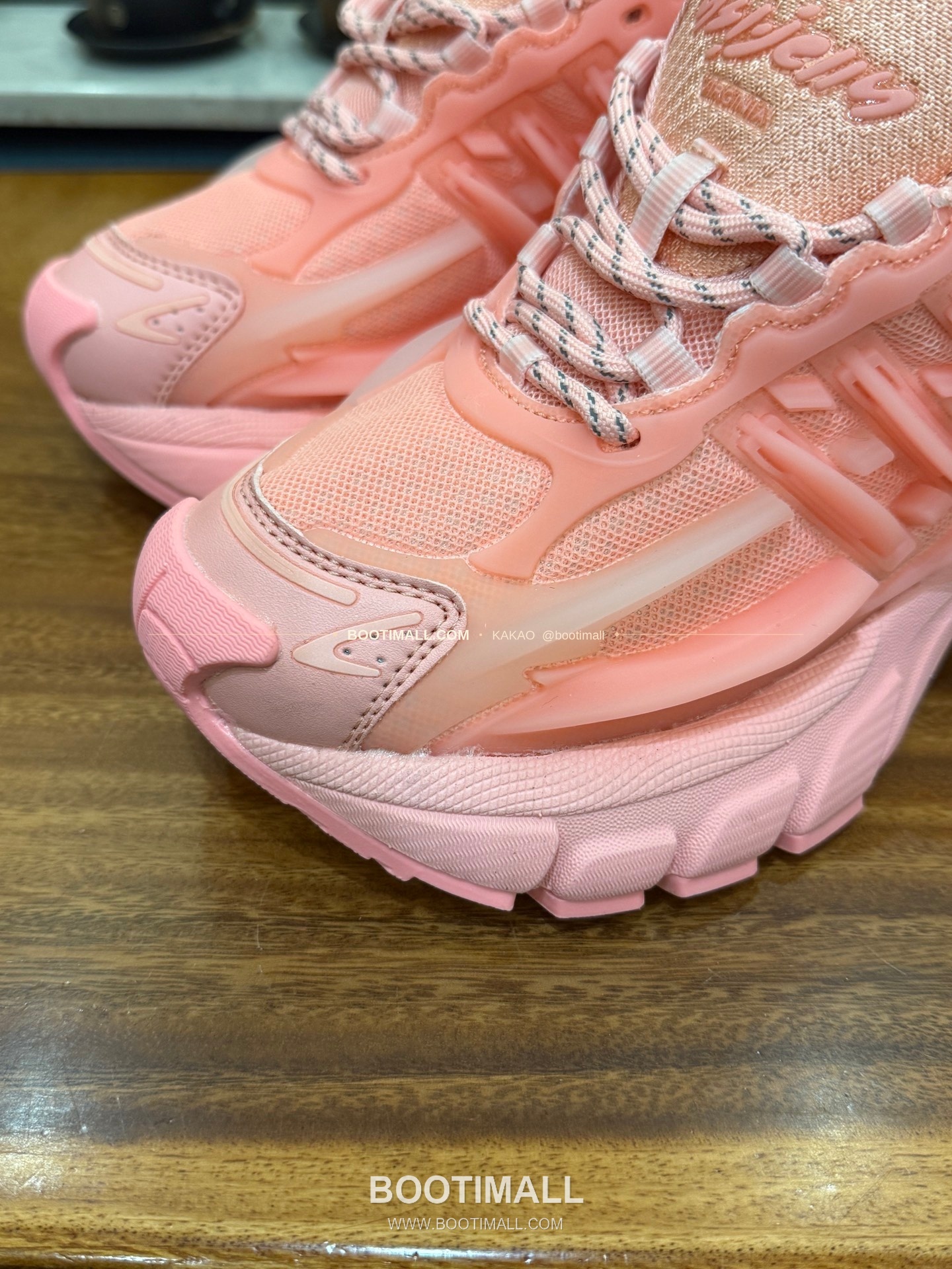 아디다스 2026SS 메쉬 젤리피쉬 로우탑 러닝 스니커즈 Adidas 2026 SS Mesh Jellyfish Low-Top Running Sneakers 7