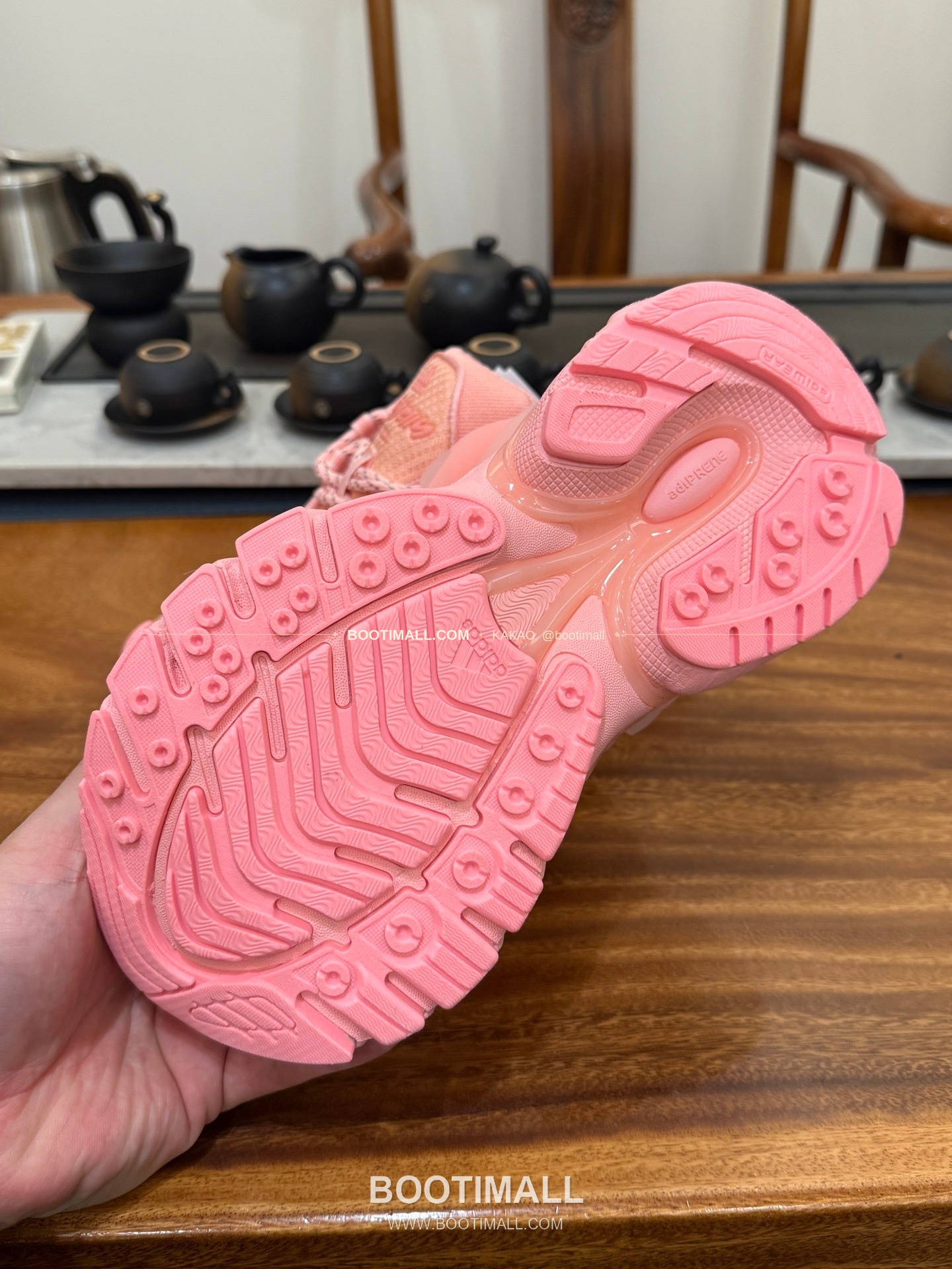 아디다스 2026SS 메쉬 젤리피쉬 로우탑 러닝 스니커즈 Adidas 2026 SS Mesh Jellyfish Low-Top Running Sneakers 9