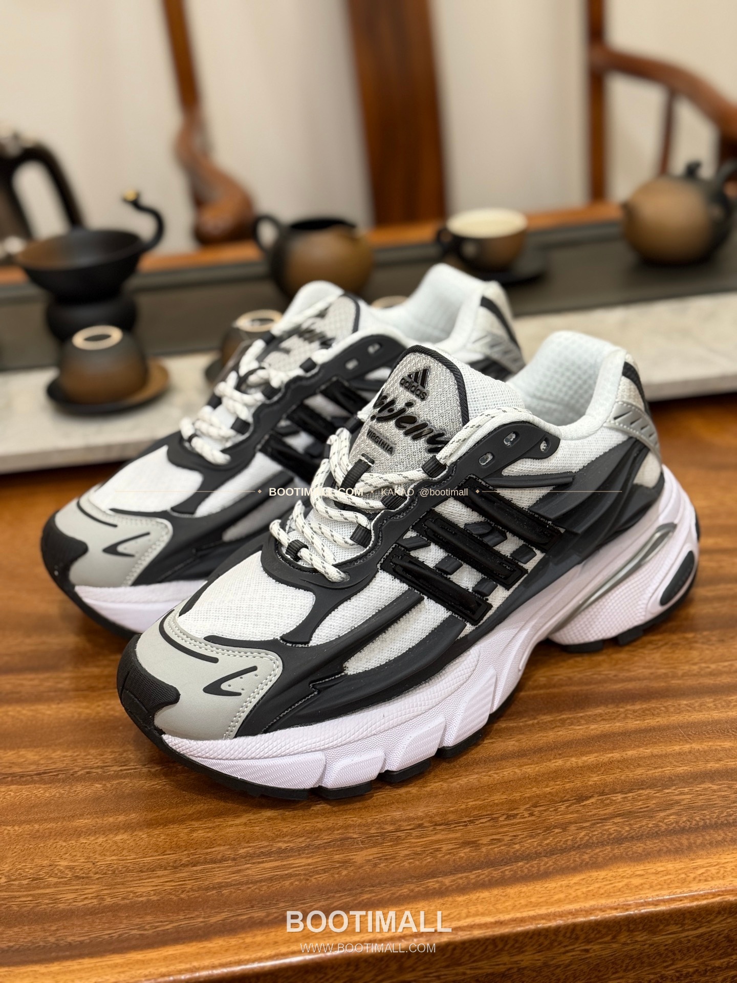 아디다스 2026SS 메쉬 젤리피쉬 로우탑 러닝 스니커즈 Adidas 2026 SS Mesh Jellyfish Low-Top Running Sneakers 3
