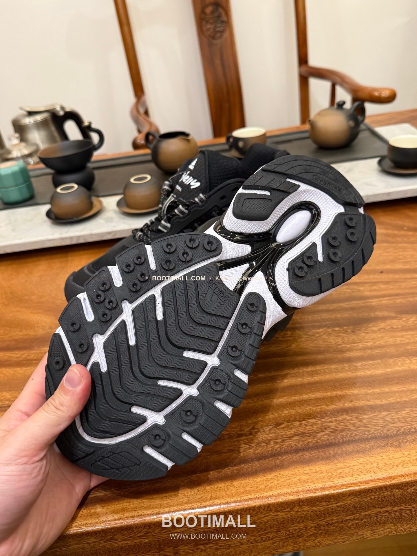 아디다스 2026SS 메쉬 젤리피쉬 로우탑 러닝 스니커즈 Adidas 2026 SS Mesh Jellyfish Low-Top Running Sneakers 9