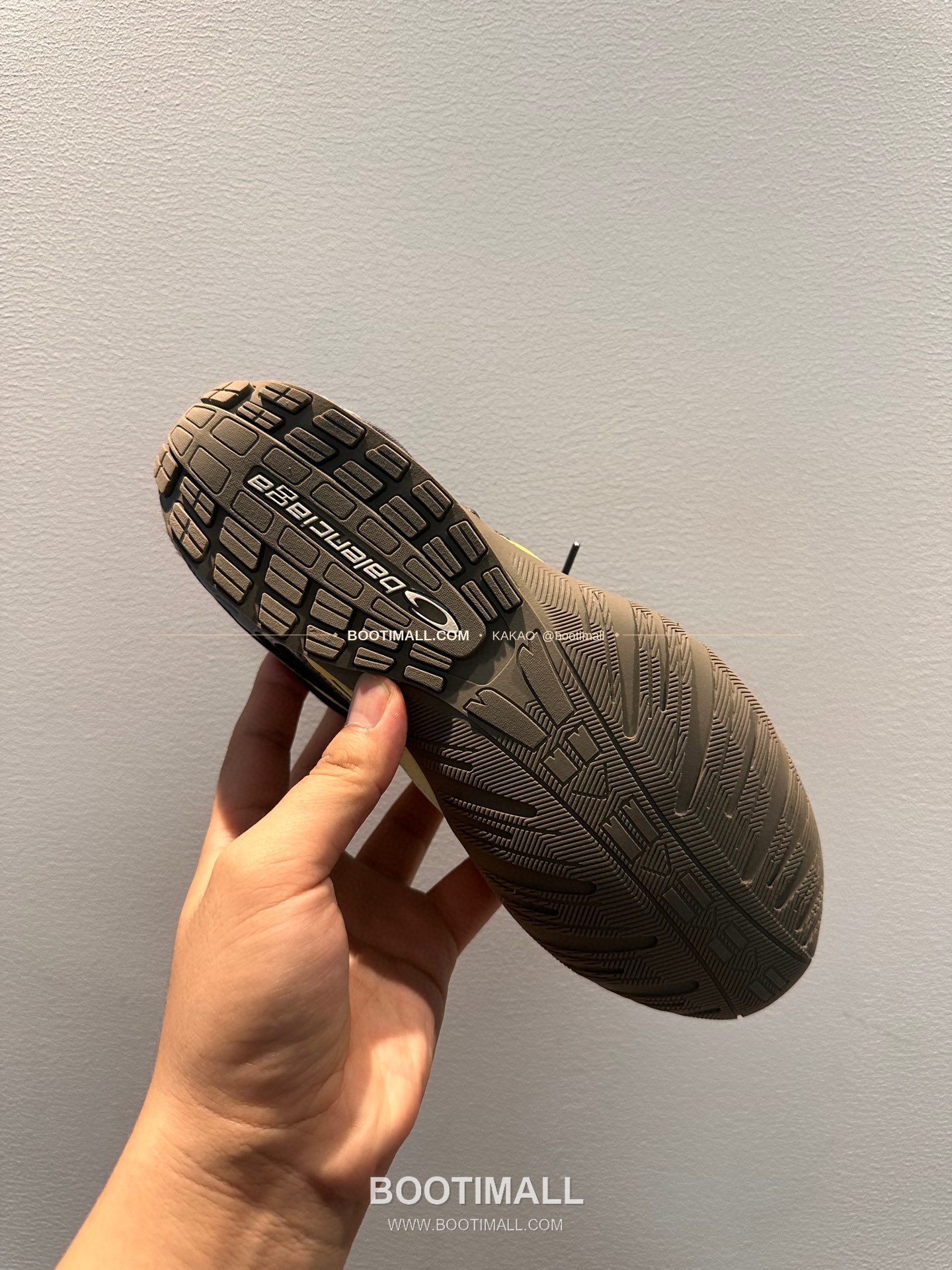 발렌시아가 Radar 2026SS 메쉬 카프스킨 로우탑 스니커즈 Balenciaga Radar 2026 SS Mesh Calfskin Low-Top Sneakers 2cm 5