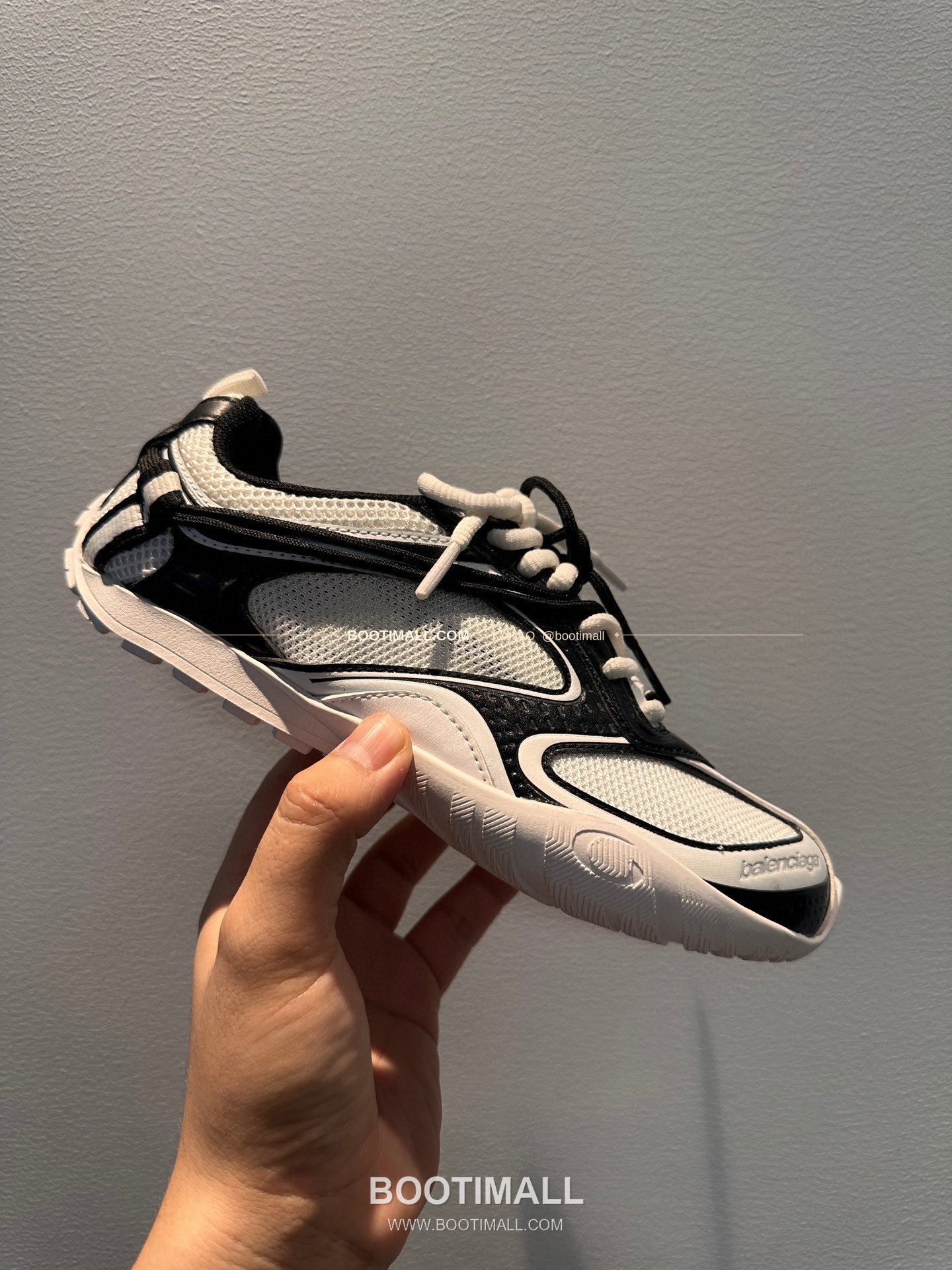 발렌시아가 Radar 2026SS 메쉬 카프스킨 로우탑 스니커즈 Balenciaga Radar 2026 SS Mesh Calfskin Low-Top Sneakers 2cm 1