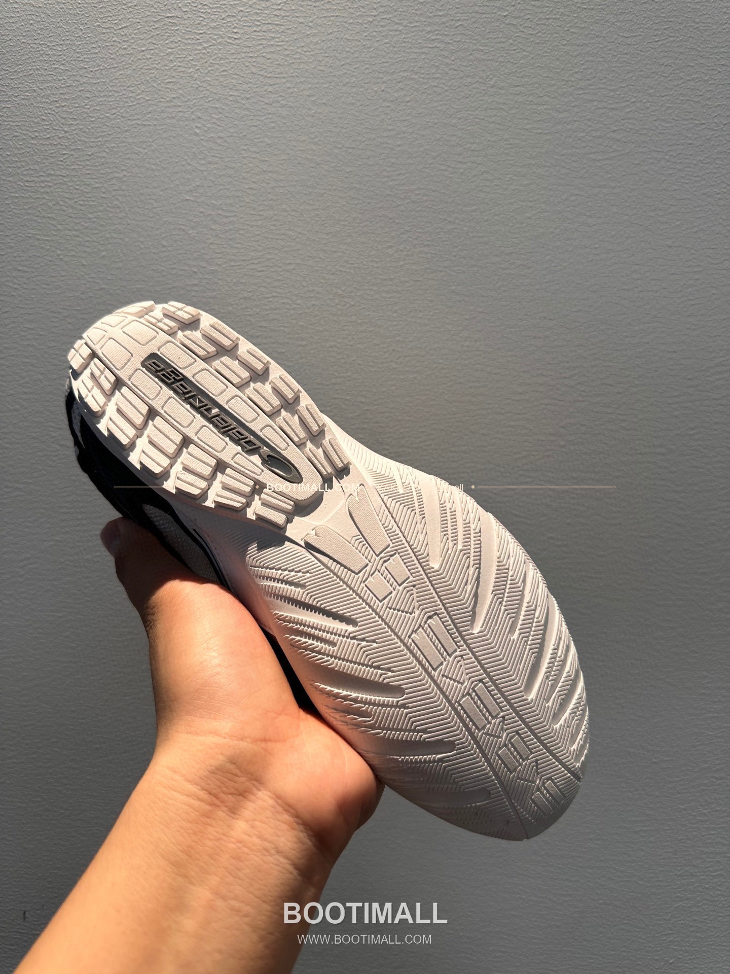 발렌시아가 Radar 2026SS 메쉬 카프스킨 로우탑 스니커즈 Balenciaga Radar 2026 SS Mesh Calfskin Low-Top Sneakers 2cm 5