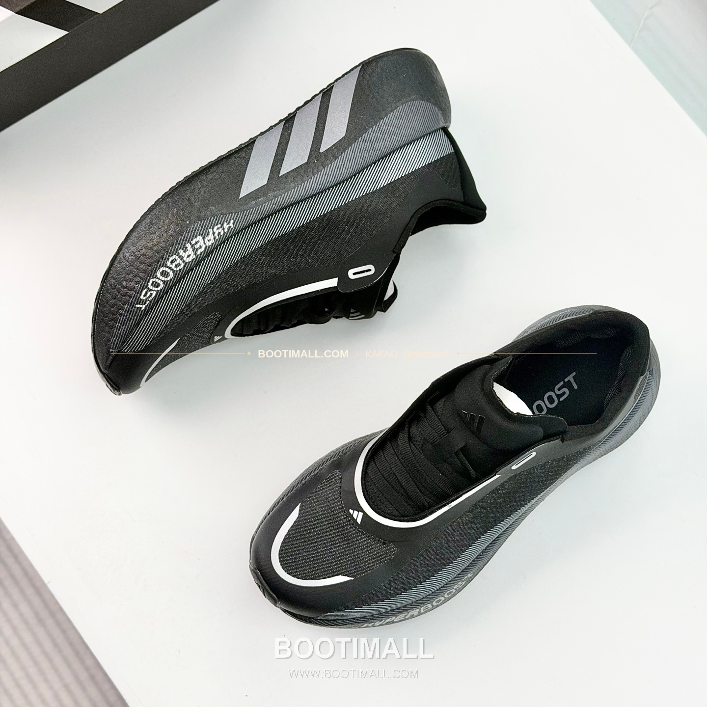 아디다스 2026SS 메쉬 니트 부스트 쿠셔닝 화이트 그린 스니커즈 Adidas 2026 SS Mesh Knit Boost Cushioning White Green Sneakers 3