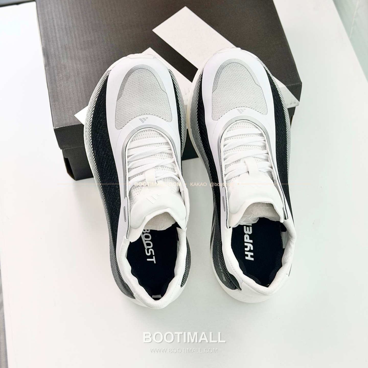 아디다스 2026SS 메쉬 니트 부스트 쿠셔닝 화이트 그린 스니커즈 Adidas 2026 SS Mesh Knit Boost Cushioning White Green Sneakers 5