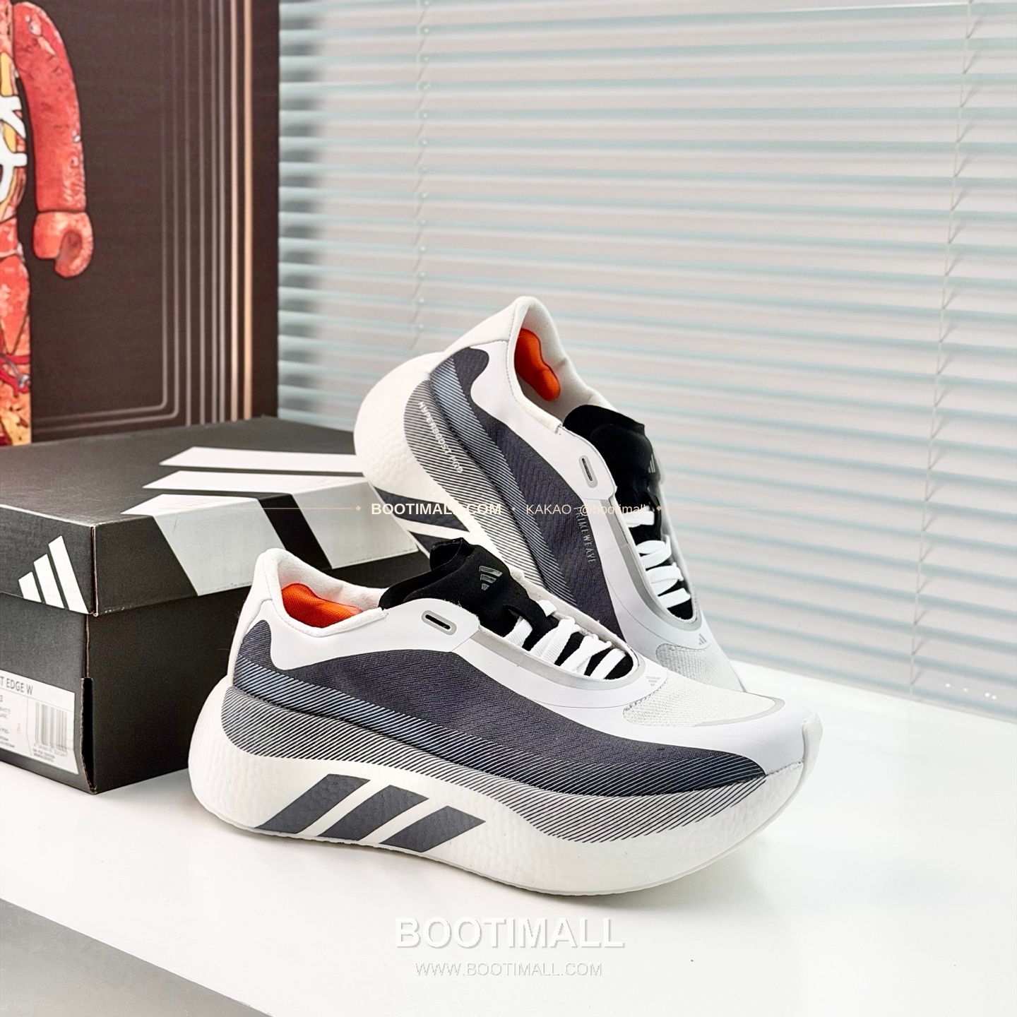 아디다스 2026SS 메쉬 니트 부스트 쿠셔닝 화이트 그린 스니커즈 Adidas 2026 SS Mesh Knit Boost Cushioning White Green Sneakers 4