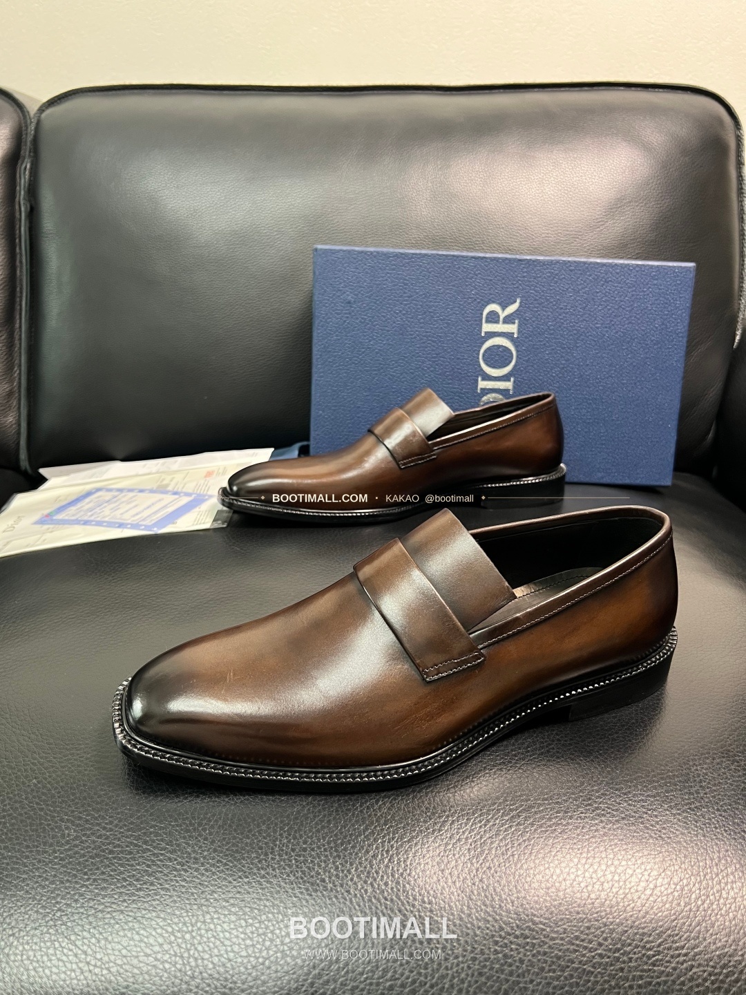 디올 2026SS 송아지가죽 클래식 레더 블랙 더비 슈즈 Dior 2026 SS Calfskin Classic Leather Black Derby Shoes 2