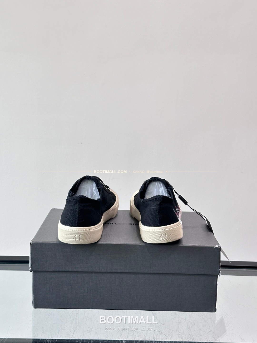 발렌시아가 2026SS 캔버스 그래피티 로고 로우탑 블랙 스니커즈 Balenciaga 2026 SS Canvas Graffiti Logo Low Top Black Sneakers 8